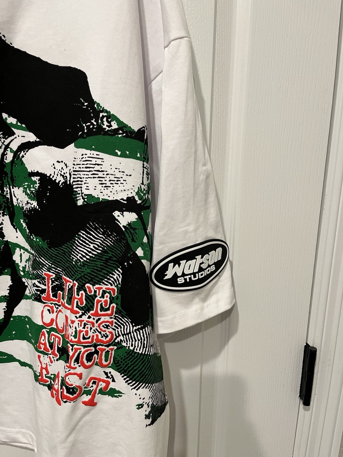 Watson Studios Graphic Tee Boxy Crop “Life Comes At You Fast” Size XL NWT