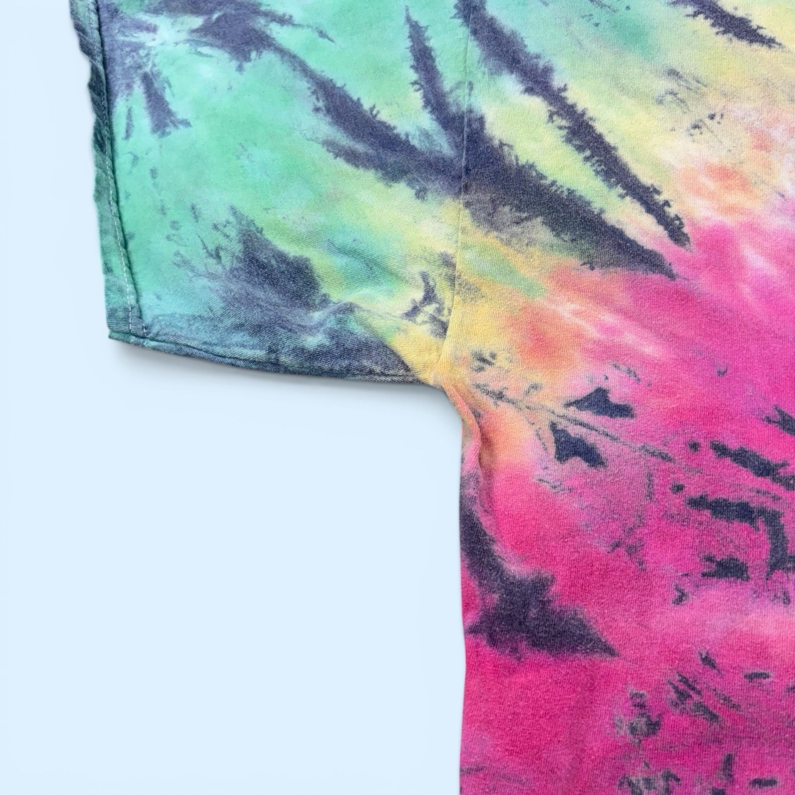 DOM Peace Sign Embroidered Tie Dye T-Shirt Men XL Multi Color Spiral Graphic Tee