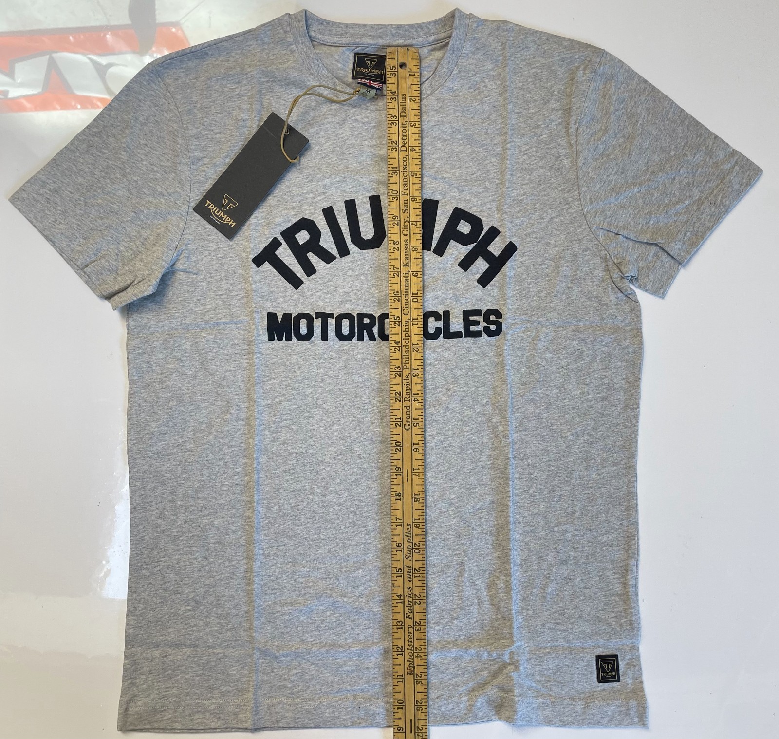 Triumph Motorcycles T-Shirt Mens Medium Burnham Gray Marl Spellout Logo Cotton
