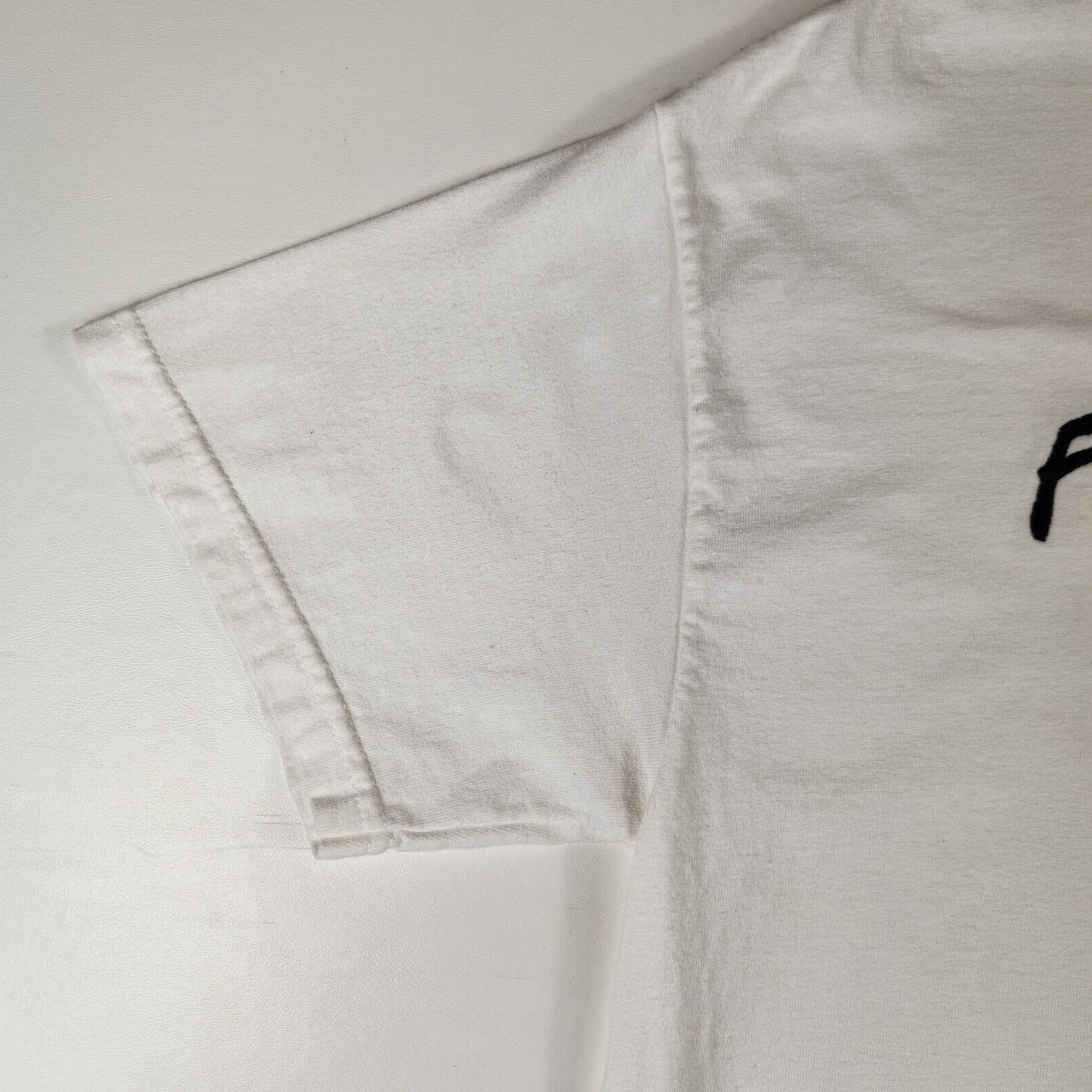 VTG NBC Experience Store Friends T-Shirt Embroidered Spellout Adult Medium White