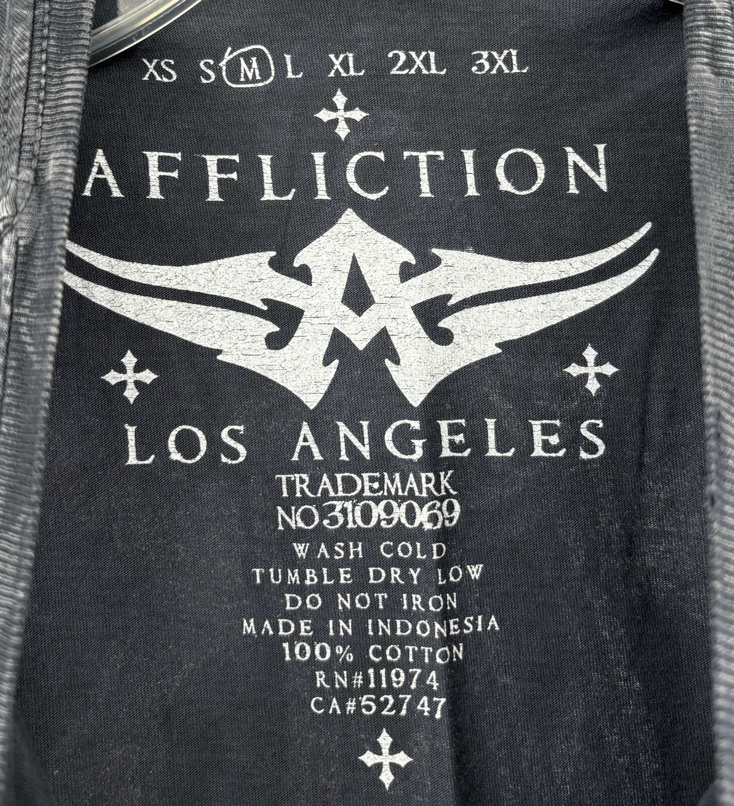 Affliction LIVE FAST SHIELD WINGED T Shirt Gray Blue Foil Accents Men’s M Grunge
