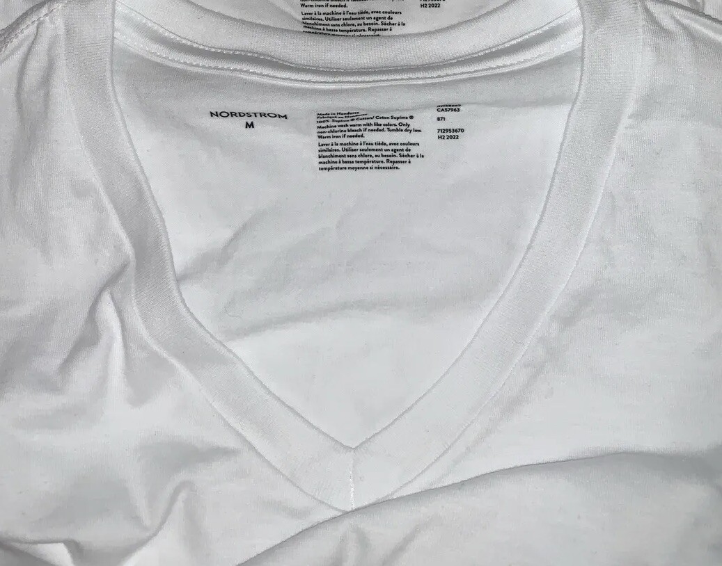 NORDSTROM BRAND MENS WHITE COTTON V-NECK /CREW NECK T-SHIRT SIZE M 2 PACK $32