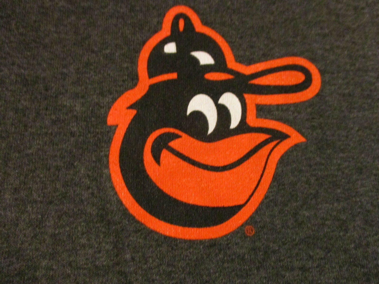 BALTIMORE ORIOLES AVAILABLE PERSONAL AD T-SHIRT- LG YANKEE FANS NEED NOT APPLY