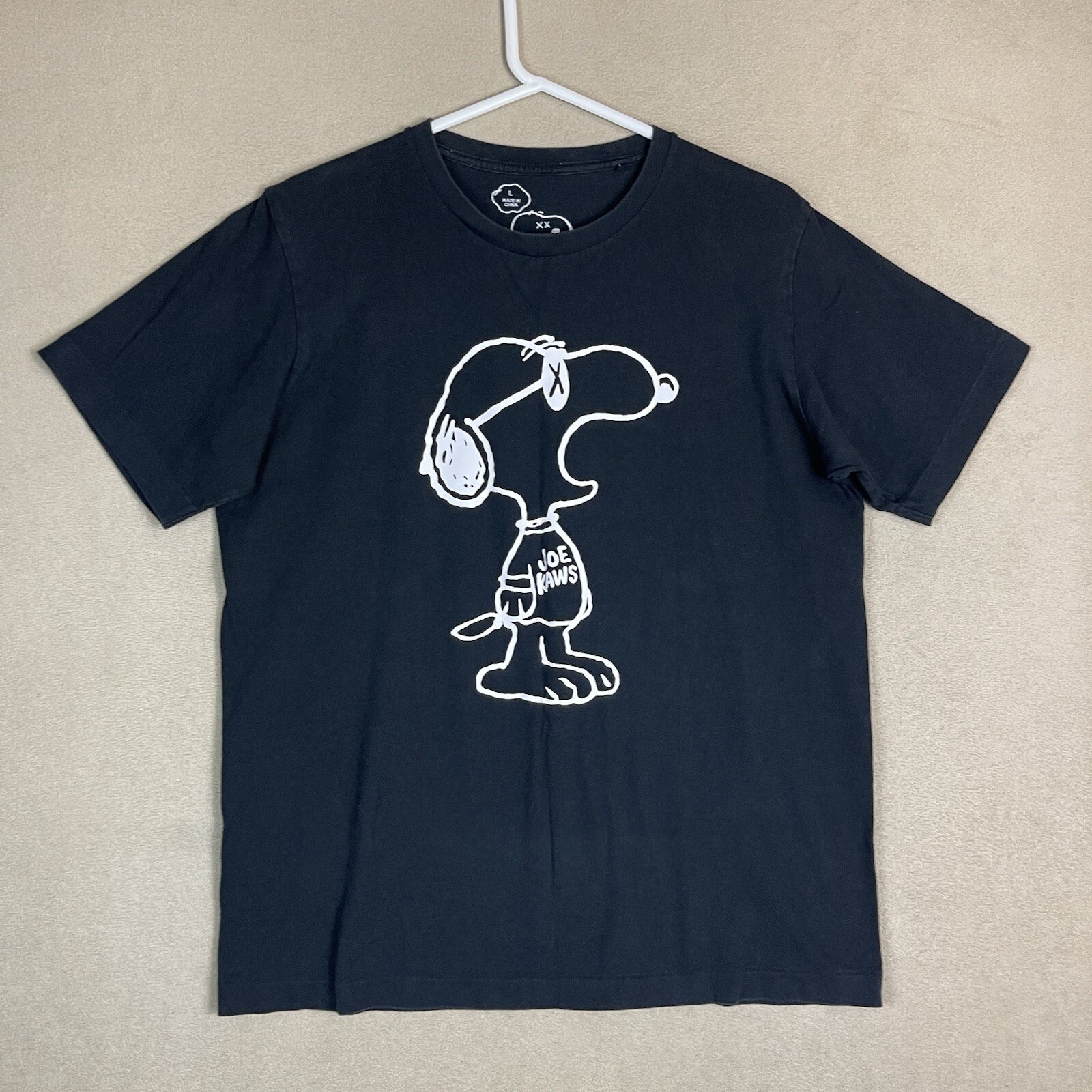 KAWS x Uniqlo x Peanuts Joe Kaws Yawn Shirt Mens Large Black Snoopy Outline Tee