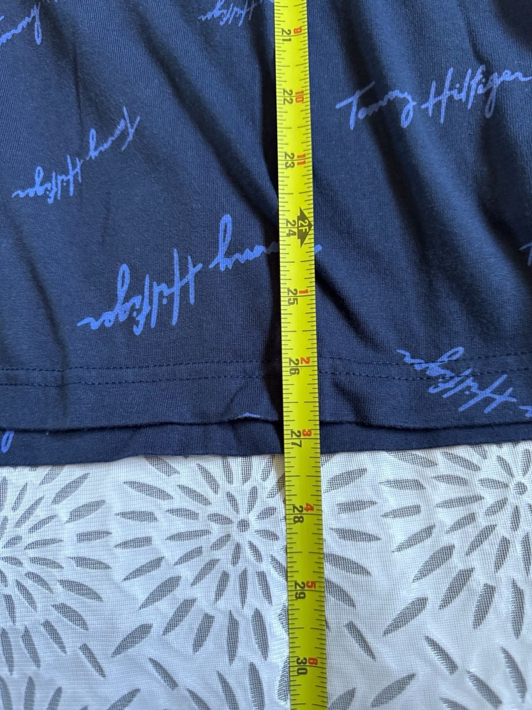 Tommy Hilfiger Men’s Navy Blue Allover Men’s L T-Shirt