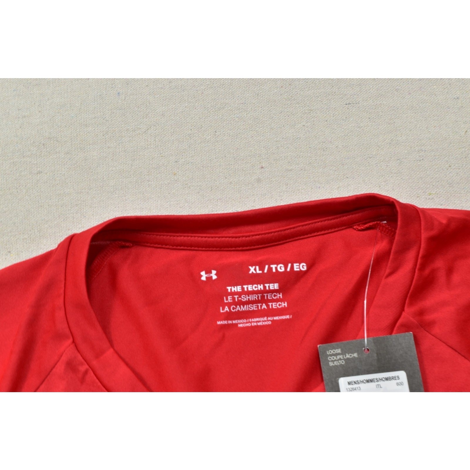 Under Armour UA Tech Tee Men’s Crew Neck Short Sleeve Athletic Fit Size XL NEW