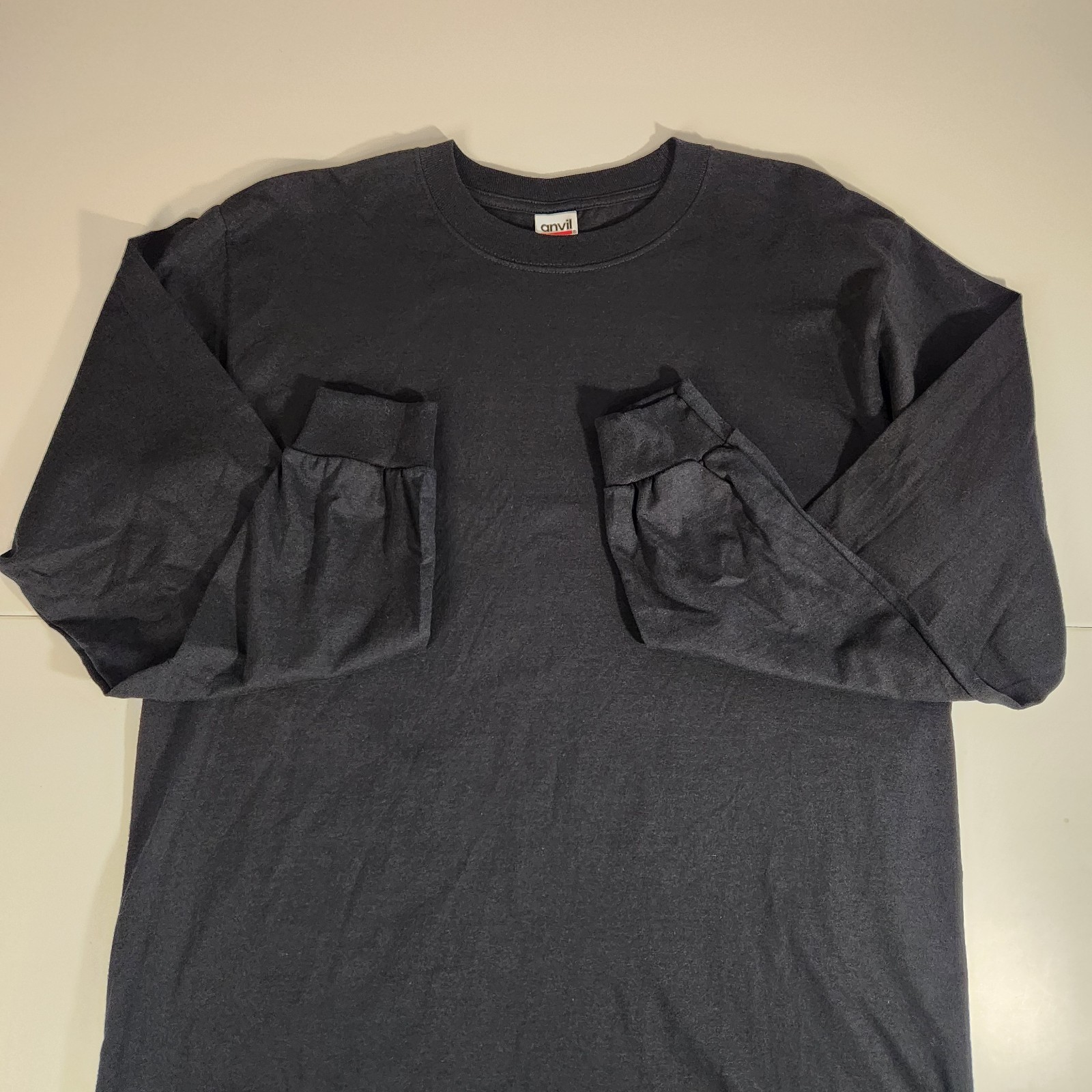 Anvil Men’s Large Heavyweight Black Long Sleeve T-Shirt Ribbed Cuffs / Crew Neck
