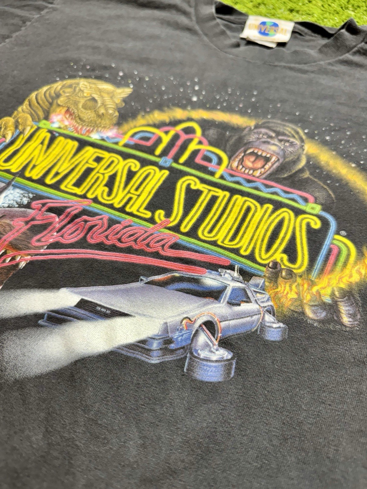 Vintage 90’s Universal Studios Florida Graphic T-Shirt Large Jaws King Kong