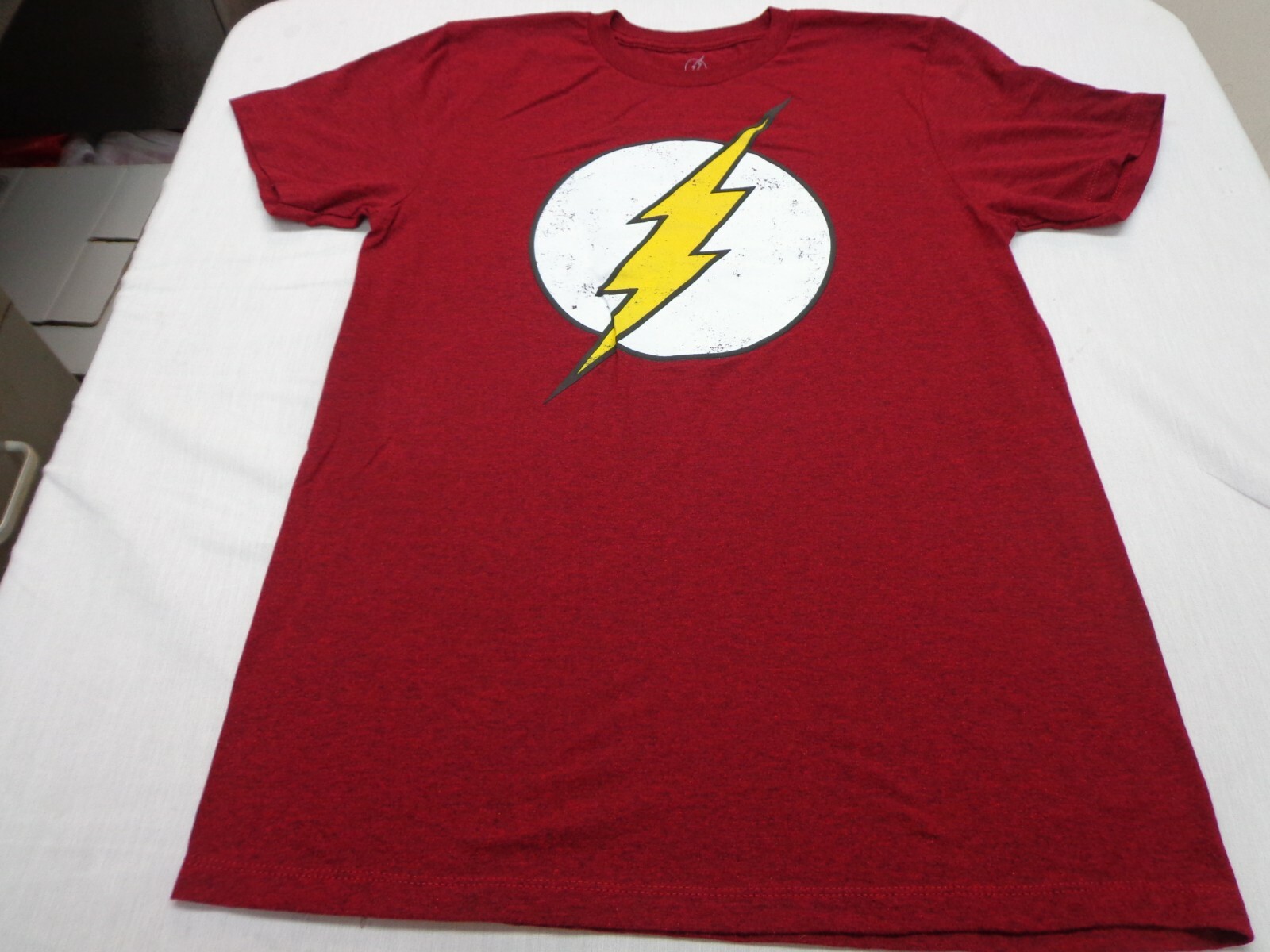The Flash T-shirt Short Sleeve Heather Burgundy Gold Flash Logo Medium