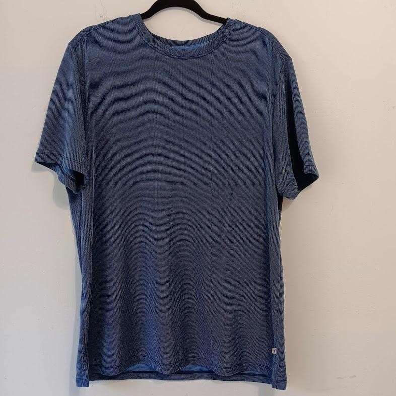 Tommy Bahama Shirt Mens Large Blue TENCEL Modal Blend Crewneck Tee Performance