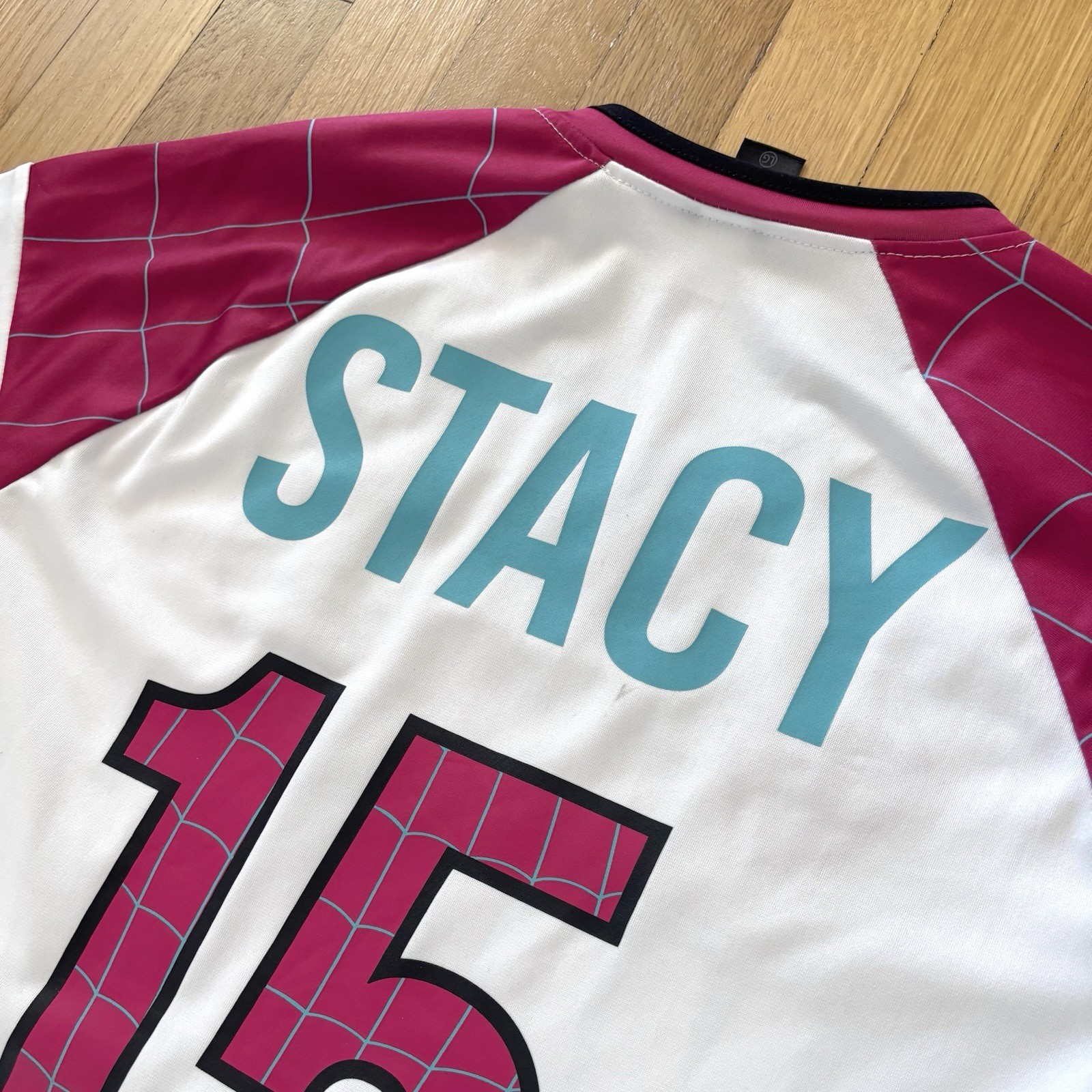 Spider Man Gwen Stacy Baseball Jersey Mens Large White Pink Marvel Rare
