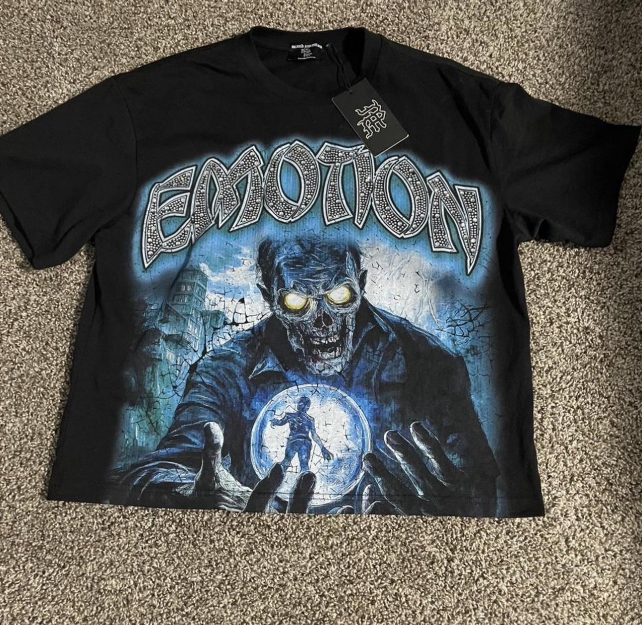 MIXED EMOTION Men’s L Black Crew Neck Short Sleeve Skull Rhinestone T-Shirt