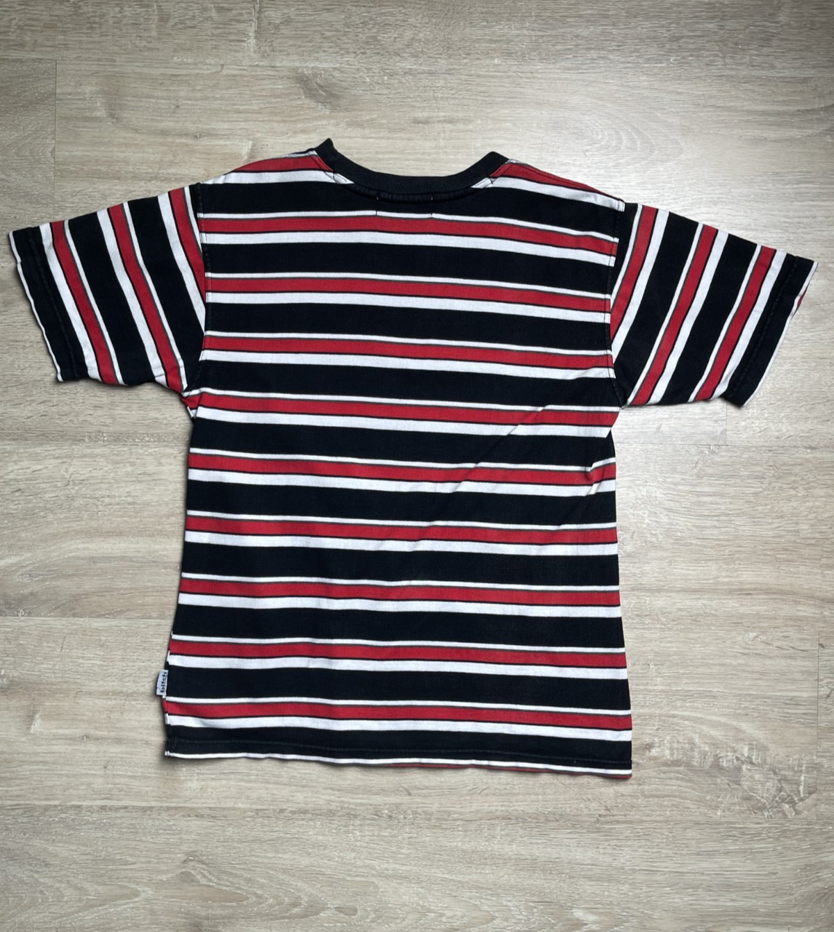 Vintage Bitch Skateboards Striped T Shirt Men’s Size Large 90S
