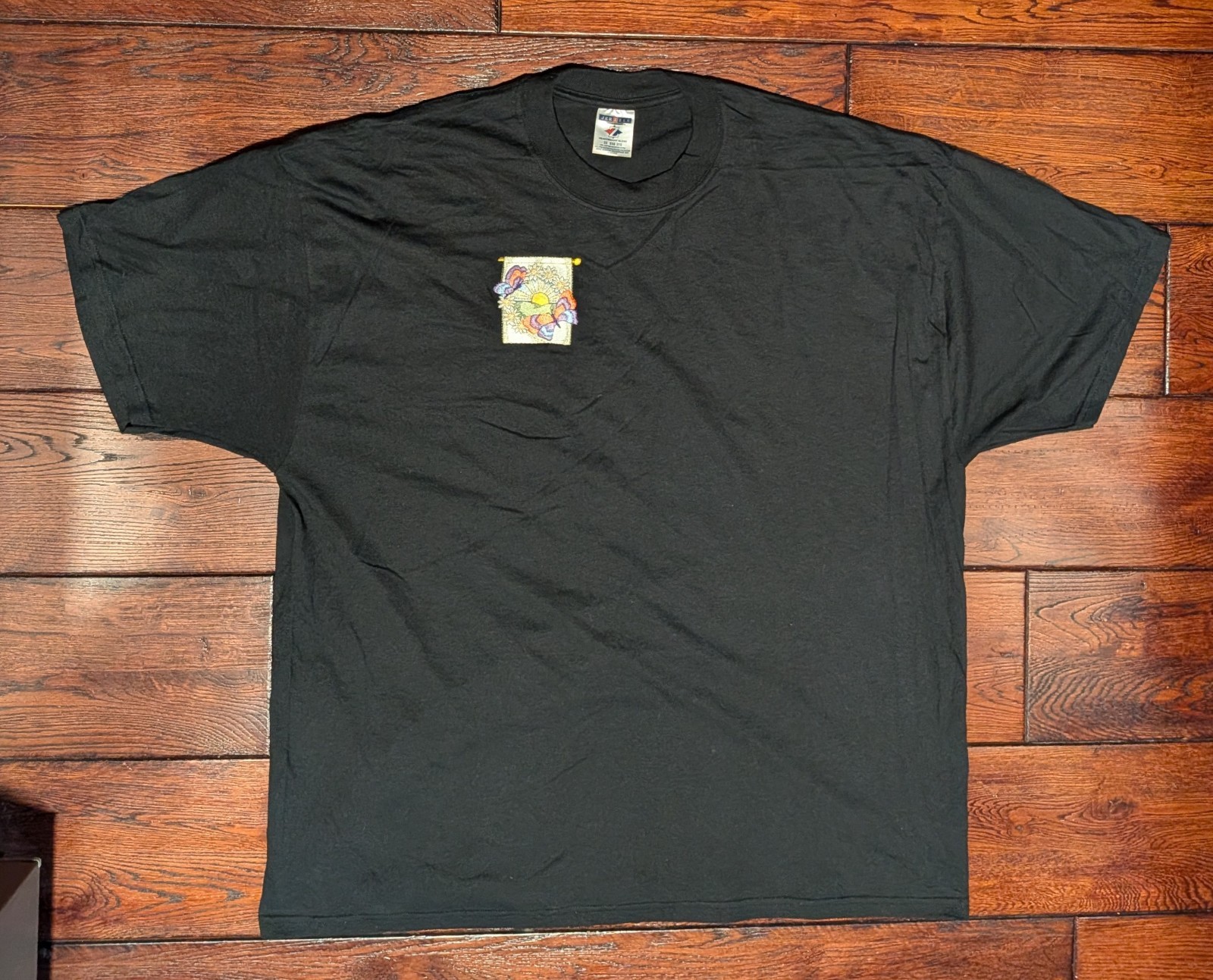 Jerzees Men’sHeavyweight Blend T-Shirt w/ Embroidred Patch Flowers Butterfly 3X