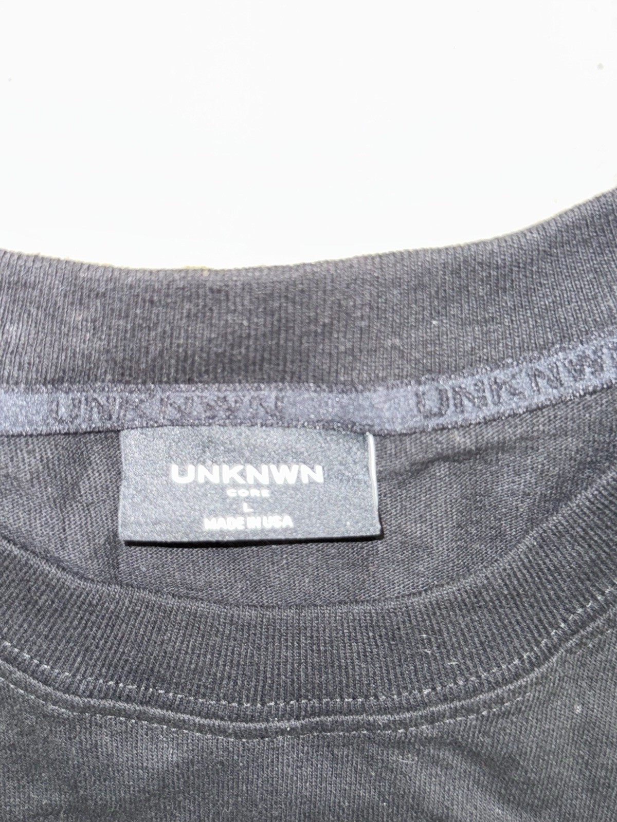 Unknown London Endangered Species Black Graphic T-Shirt Mens Size [Size L]
