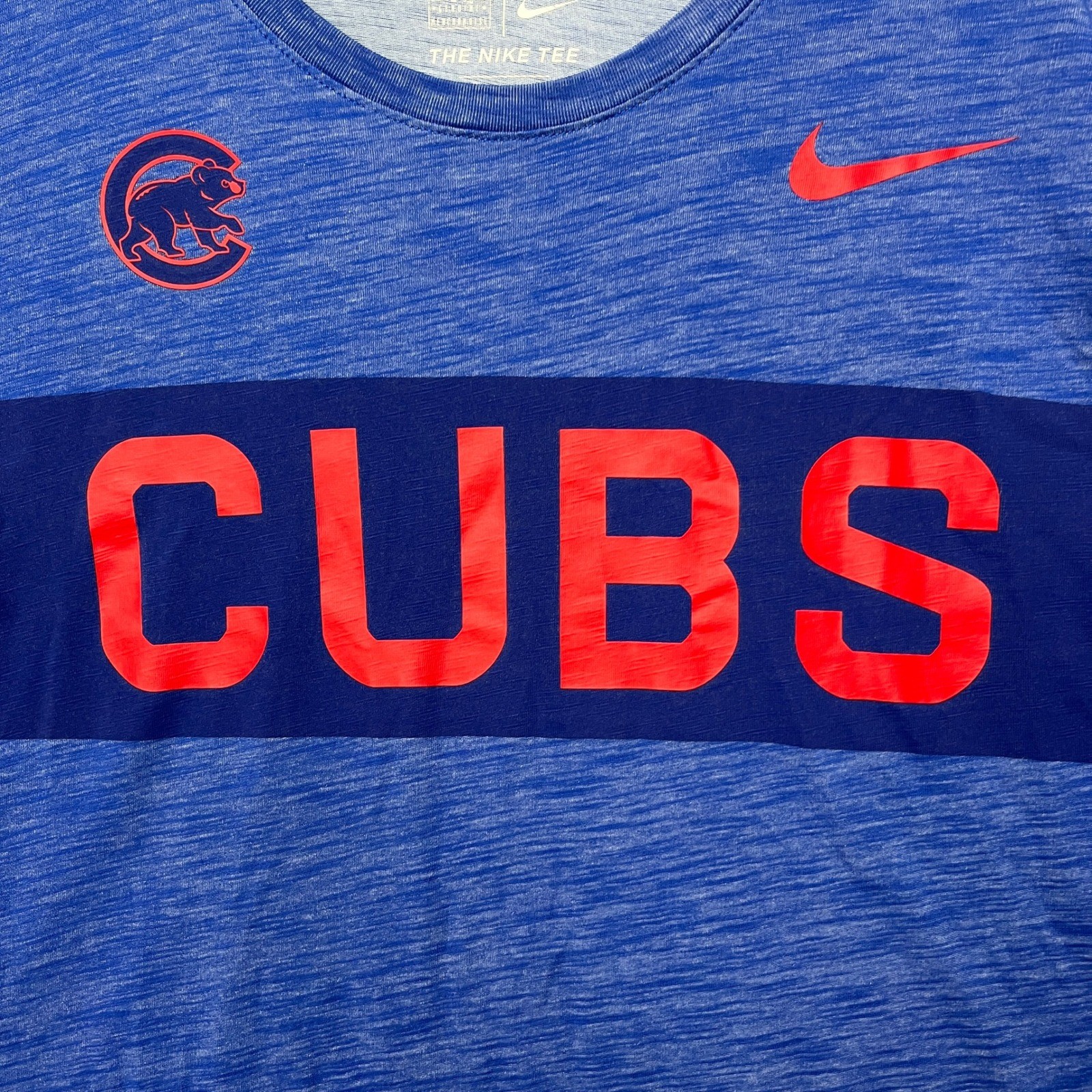 Chicago Cubs Nike T-Shirt Mens XL Blue Heathered Athletic MLB Dri-FIT SWOOSH EUC