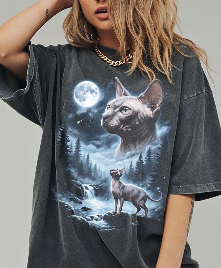 Sphynx Cat Howling at the Moon Shirt Funny Hairless Cat Halloween Tee