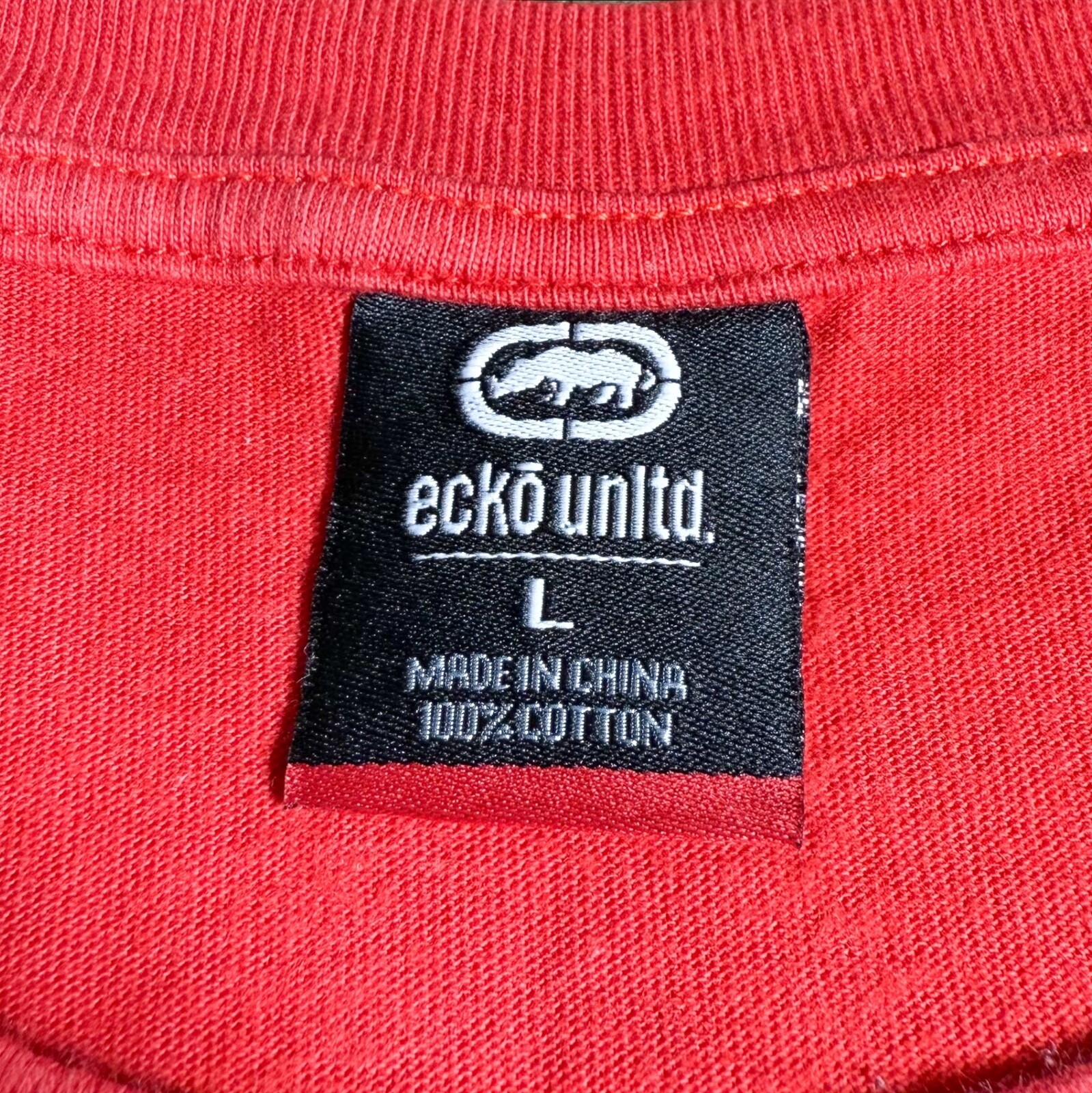 “Ecko Unltd” Big Print Skull Y2K Style T-Shirt Size L