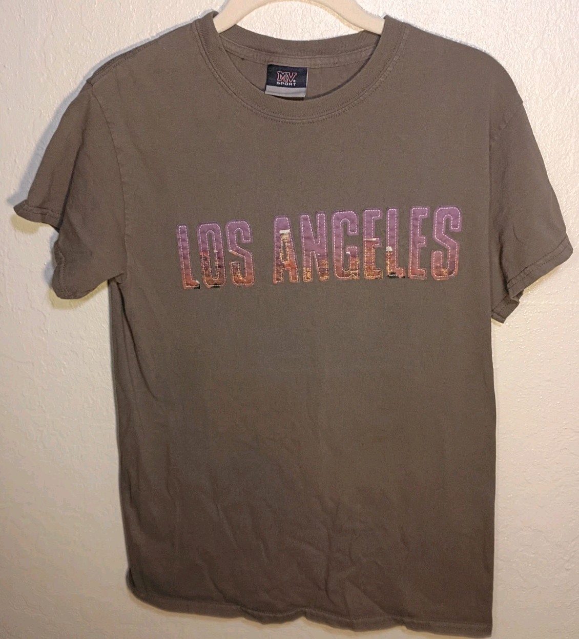 MV Sport Los Angeles T-Shirt Brown Graphic Tee City Skyline Size S