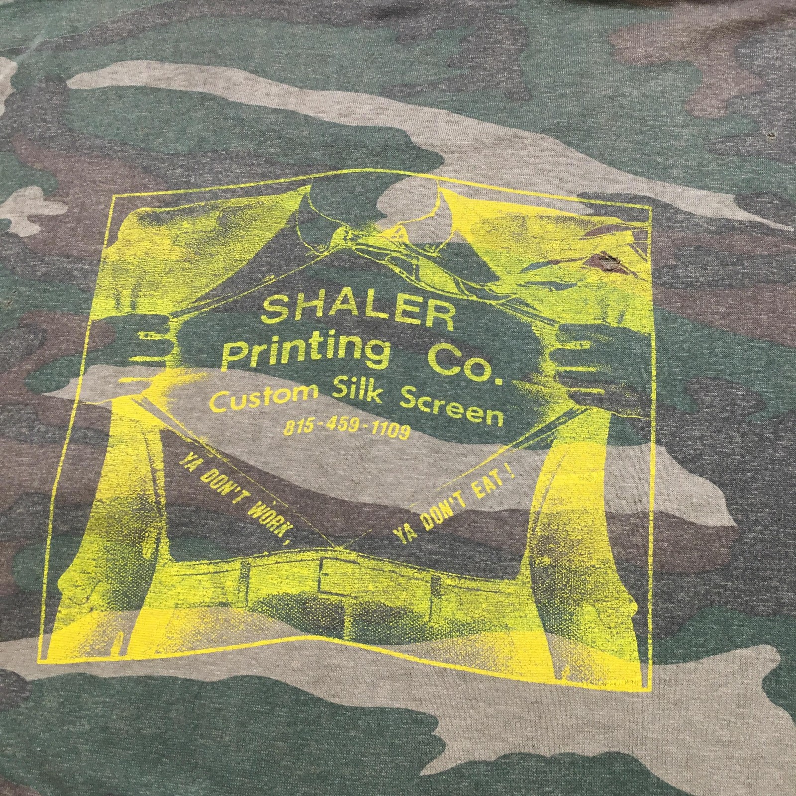 VIntage 80s Camo T-Shirt Mens XL Green Pocket Screen Printing Design Logo Cool