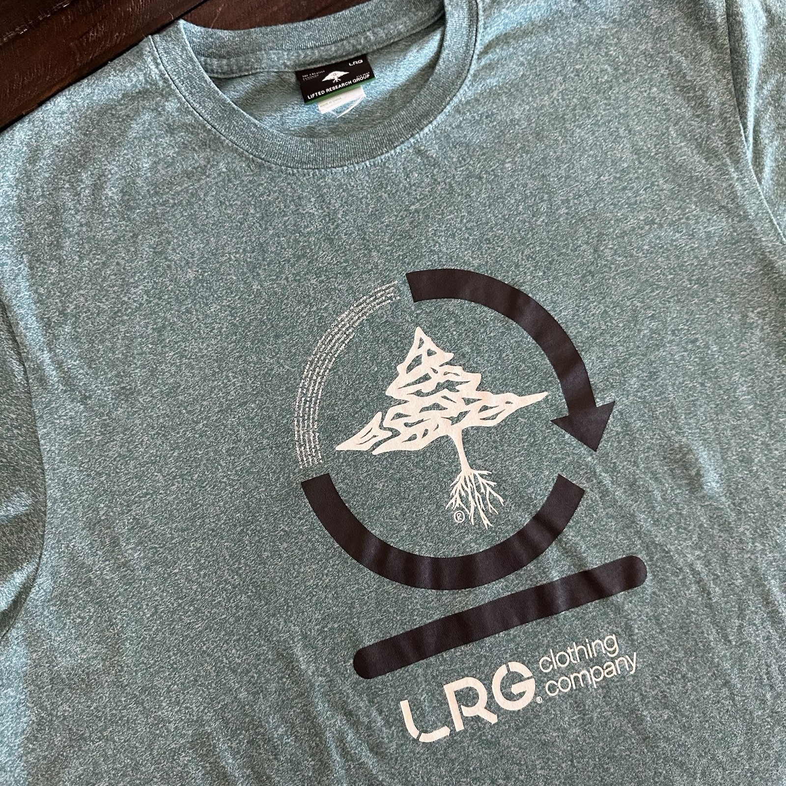 LRG Clothing Company Shirt Mens Large Green Tree Logo Graphic Tee T Shirt Urban