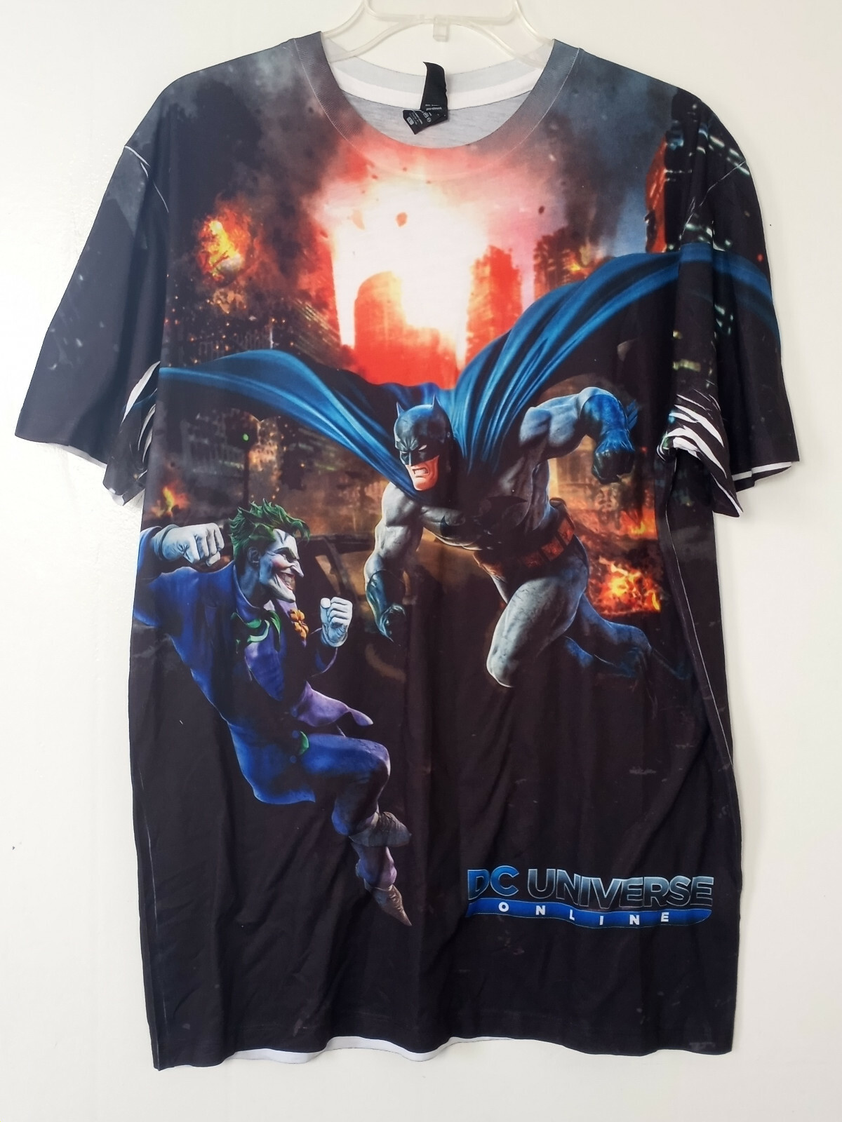 Batman VS Joker All Over Print T Shirt DC Universe Polyester size large