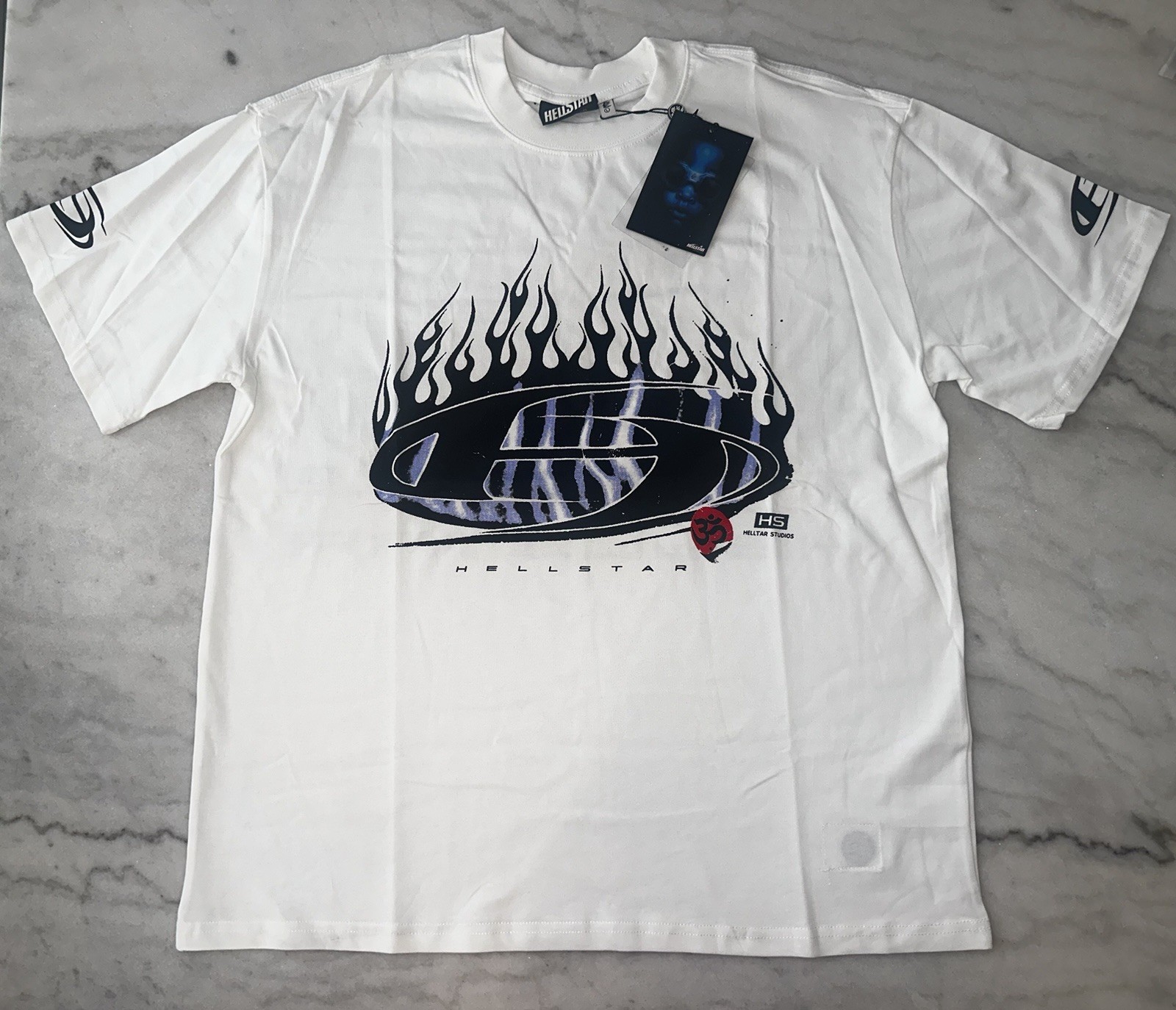 Hellstar White Logo Graphic Crew Neck Short Sleeve T-Shirt Men’s M/L