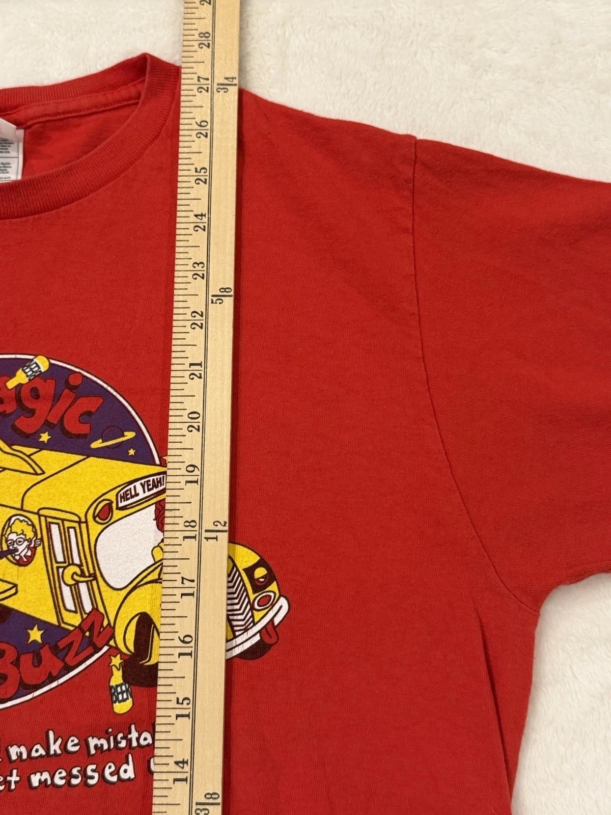VTG Fruit Of The Loom Heavy Cotton T-Shirt Size M 100% Cotton Graphic Print Red