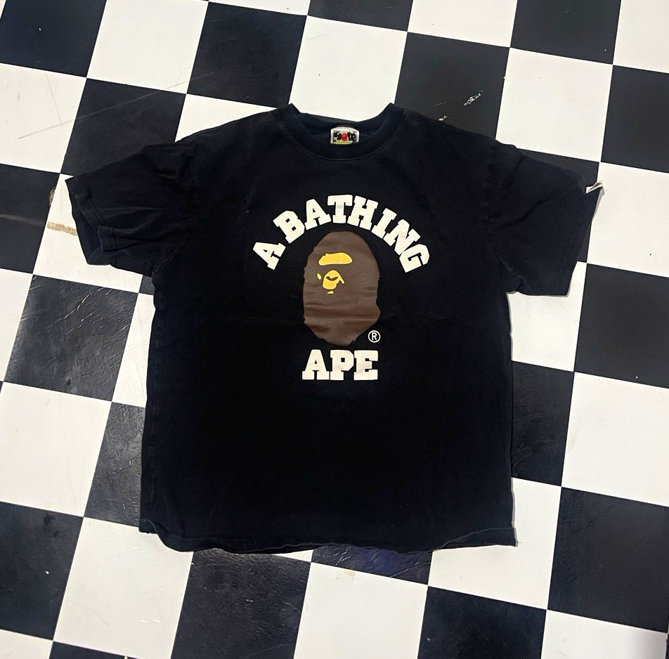 A Bathing Ape BAPE Men’s Black Graphic Logo Crew Neck Short Sleeve T-Shirt L