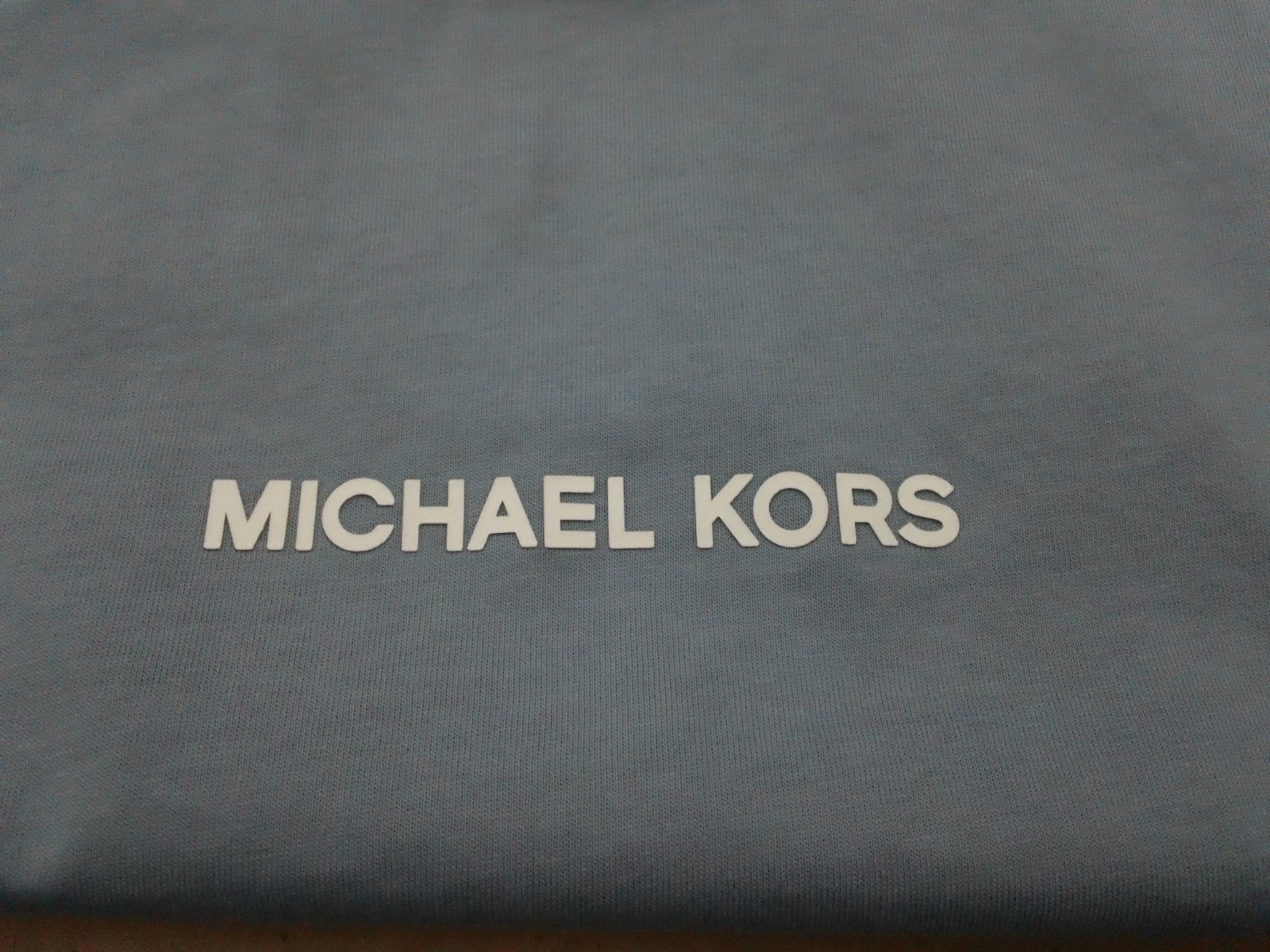 NWT Men’s Size Large Michael Kors Chambray Color T-Shirt