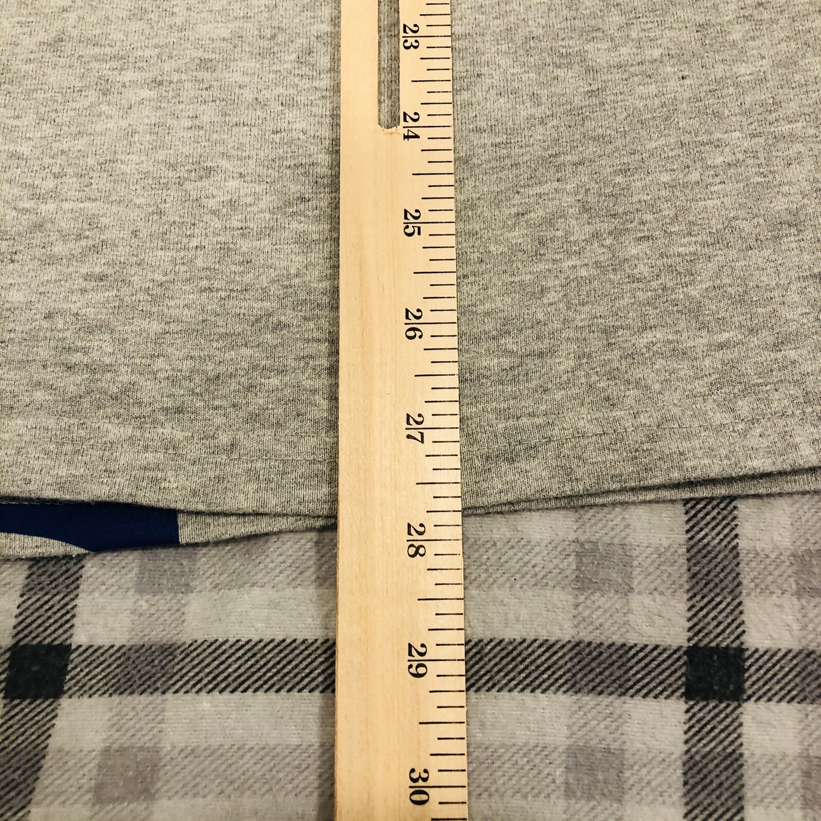 Champion Sportswear Side Spellout Graphic Gray T-Shirt Medium