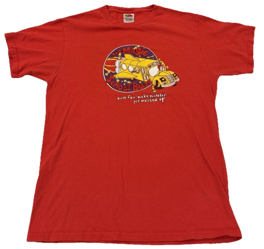 VTG Fruit Of The Loom Heavy Cotton T-Shirt Size M 100% Cotton Graphic Print Red