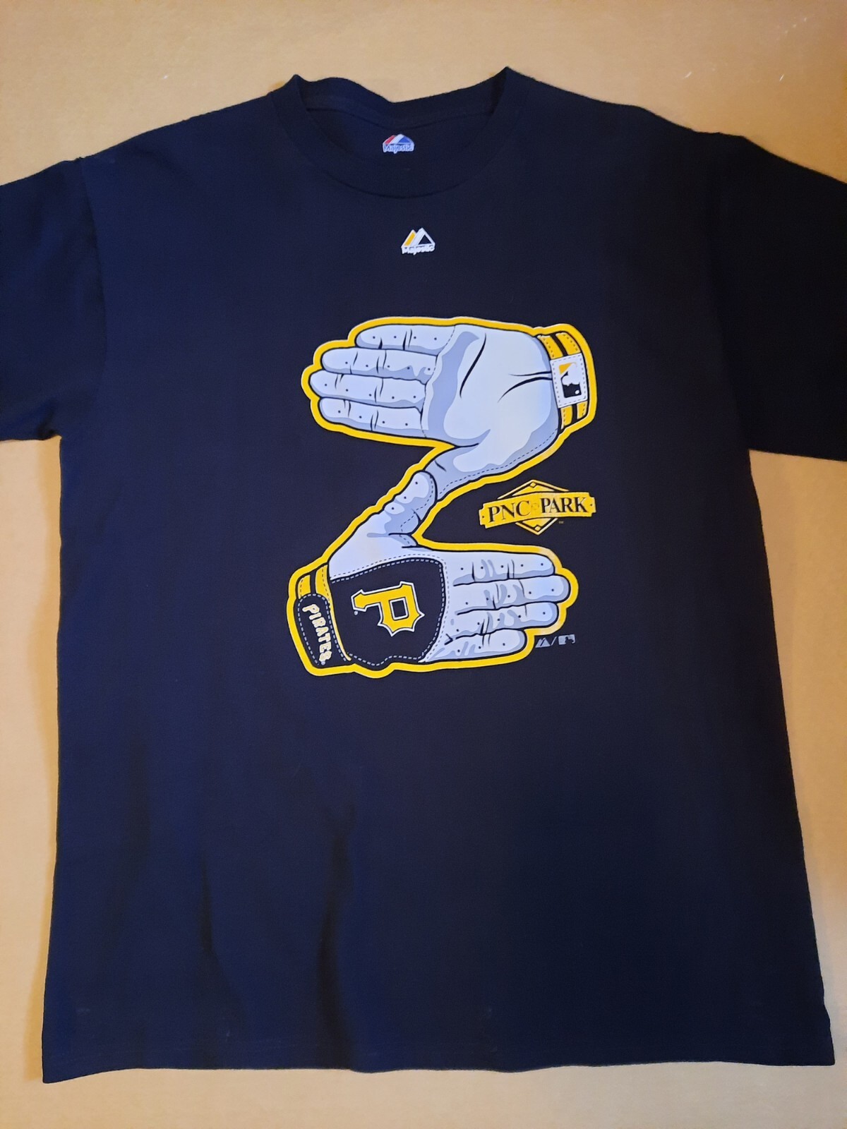 Majestic Pittsburgh Pirates Black PNC Park Short Sleeve T-shirt Cotton Size L
