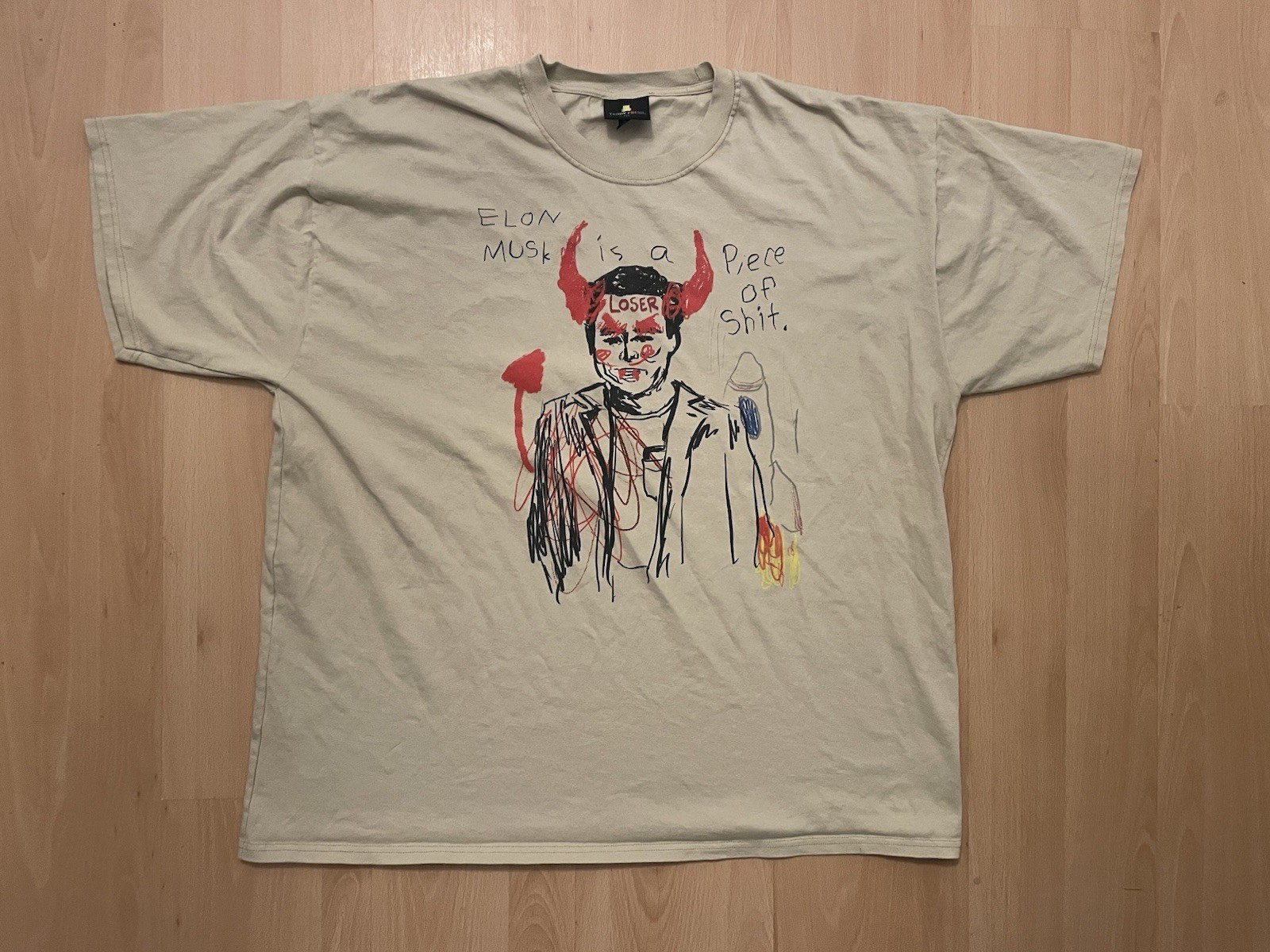 Teddy Fresh Elon Musk Is A Piece Of Sh*t Size 2XL XXL Tan T-Shirt 100% Cotton