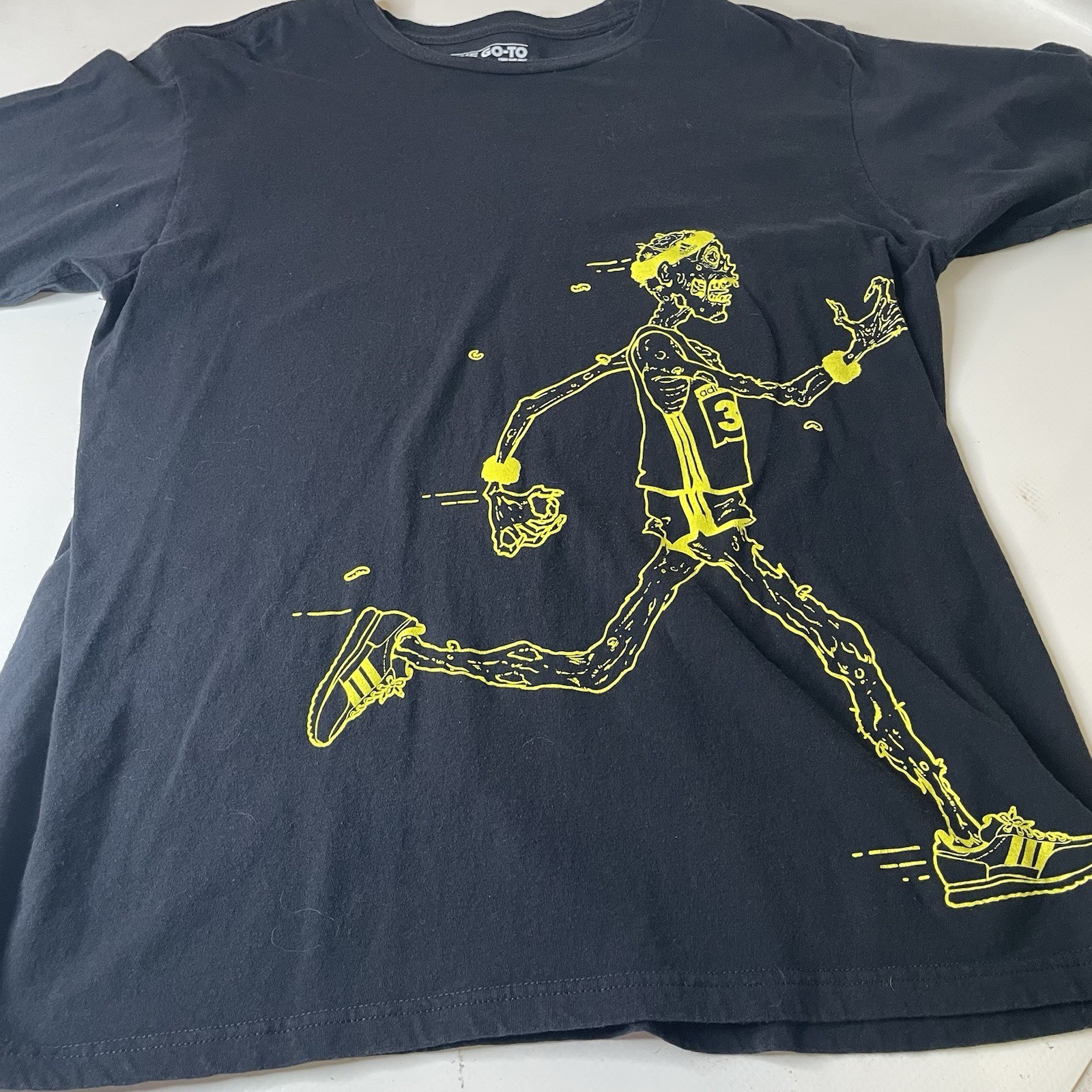 Adidas Running Skeleton Zombie Graphic T Shirt Men’s L Black W/ Neon 100% Cotton