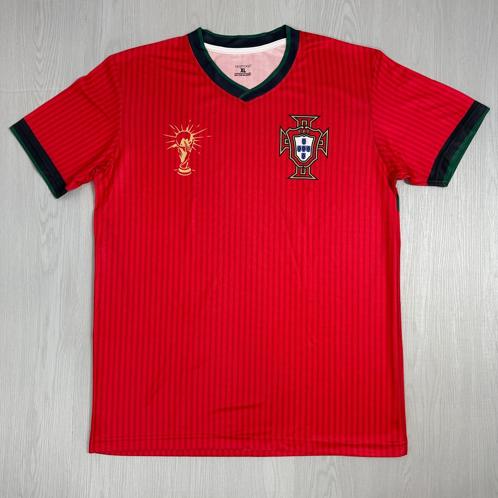 NEW DESITOGO Red Portugal National Team Soccer Short Sleeve Logo Tee Size XL