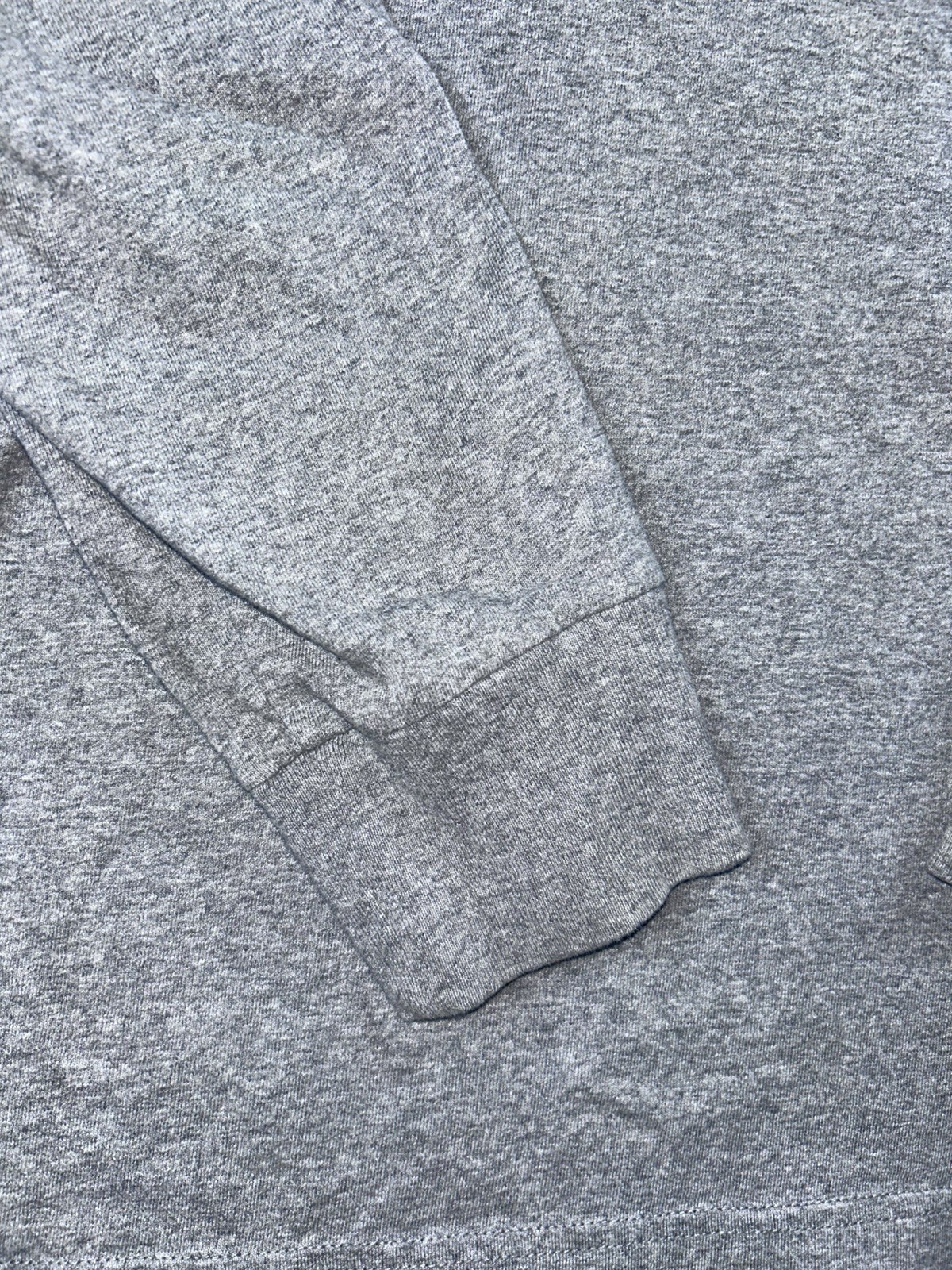 American Eagle Shirt Men’s Large Standard Fit Long Sleeve Gray Mountain Graphic