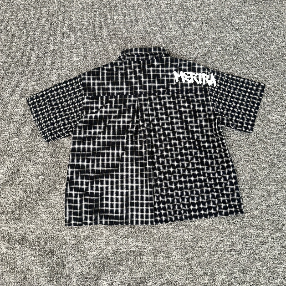 Mertra letter-printed checked shirt – loose-fitting casual short-sleeved shirt