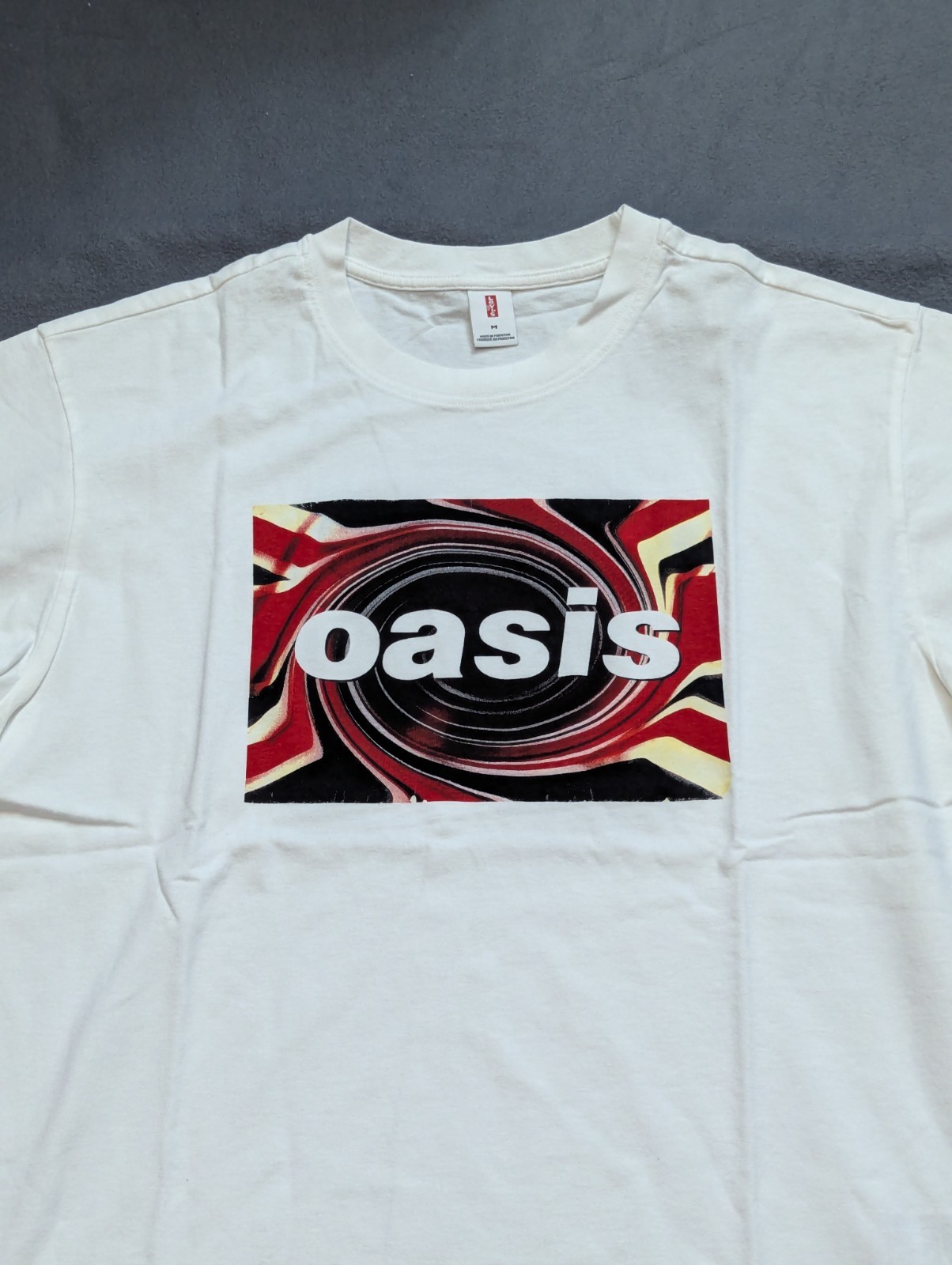 Levi’s oasis Union Jack Logo Band Shirt Mens M White