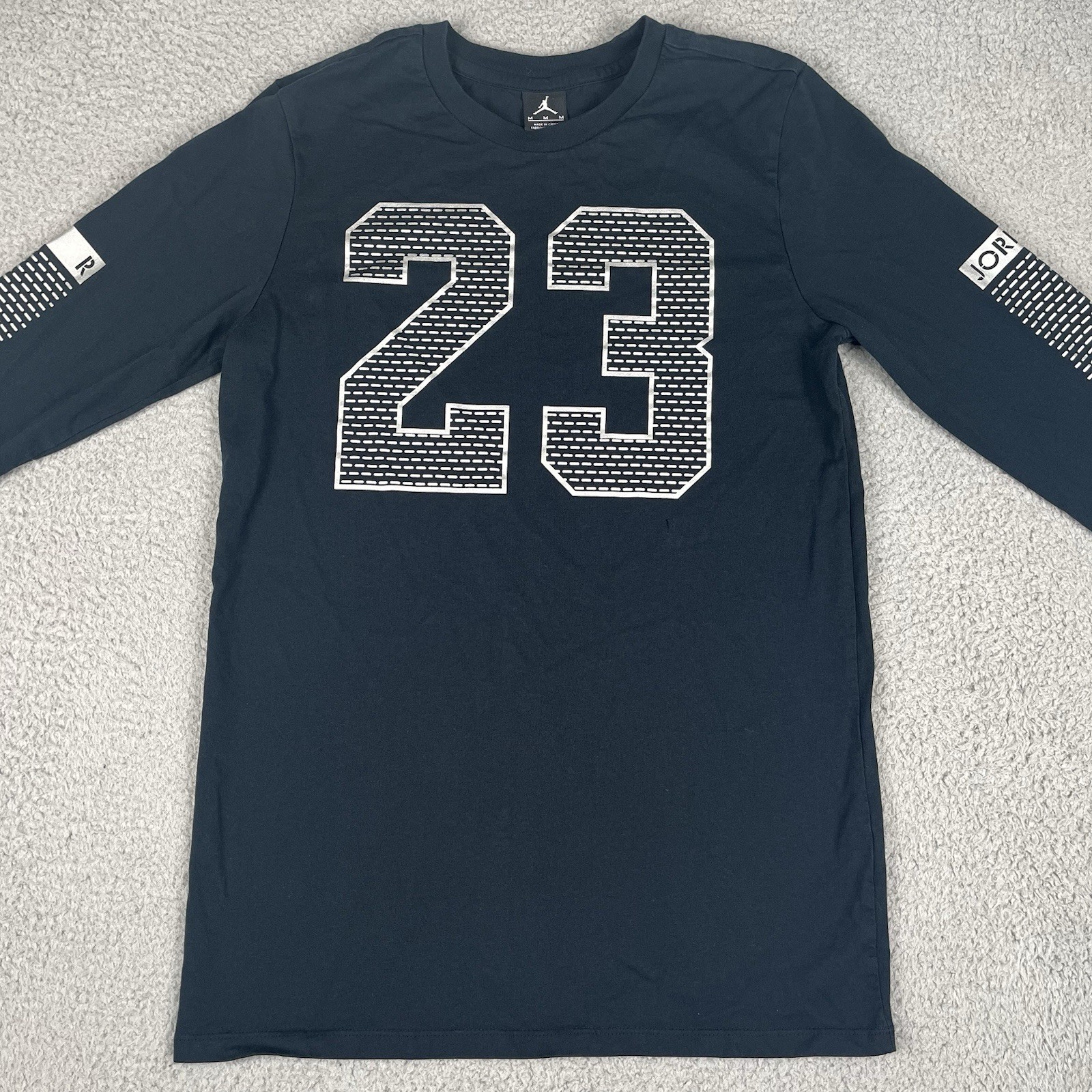Nike Air Jordan Shirt Mens Medium Black 23 Graphic Logo Long Sleeve Basketball