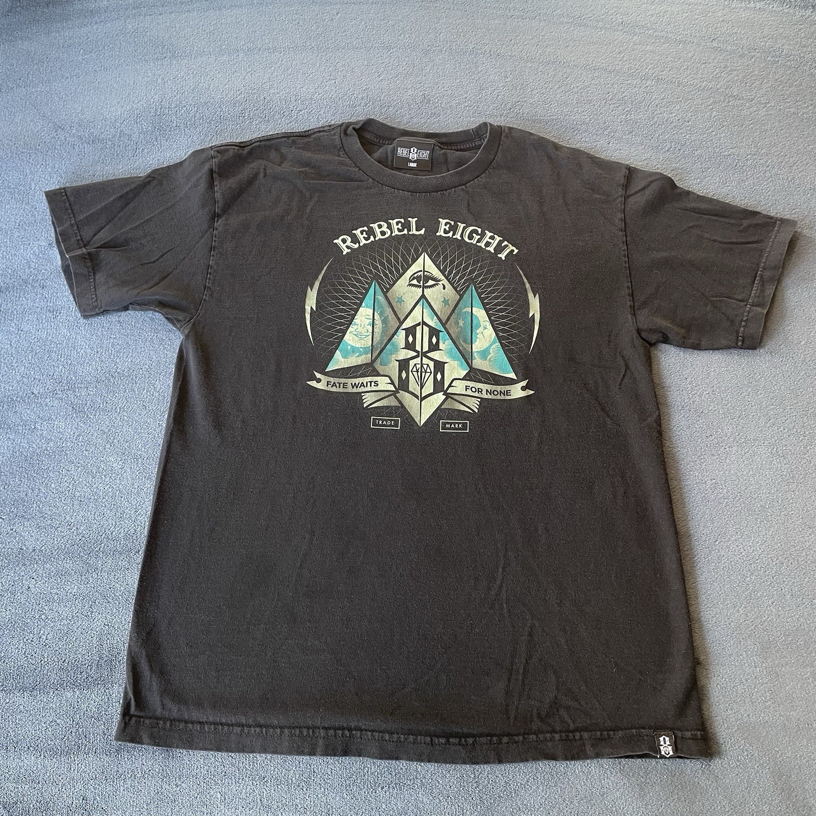 Rebel Eight Fate Waits For None Short Sleeve Black Logo T-Shirt Large