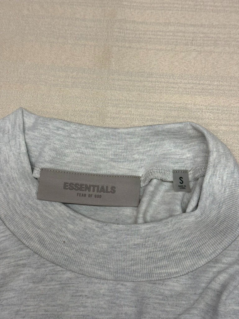 Fear of God Essentials Light Oatmeal T-Shirt SS22 100% Authentic
