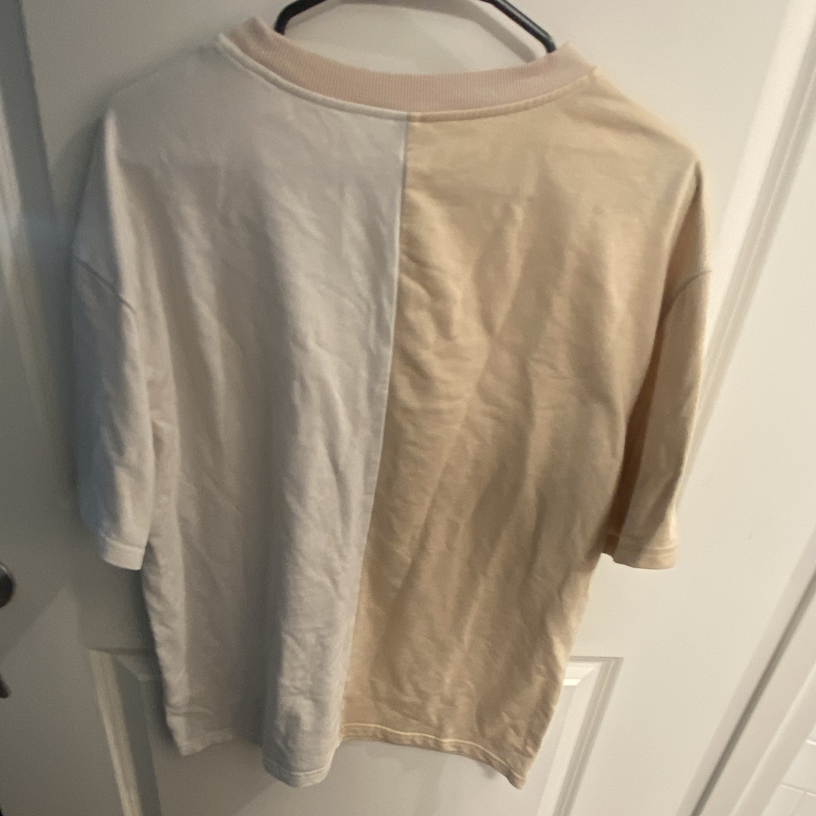 SHEIN Men Beige/White Colorblock Graphic Print Crew Neck Short Sleeve Tee M