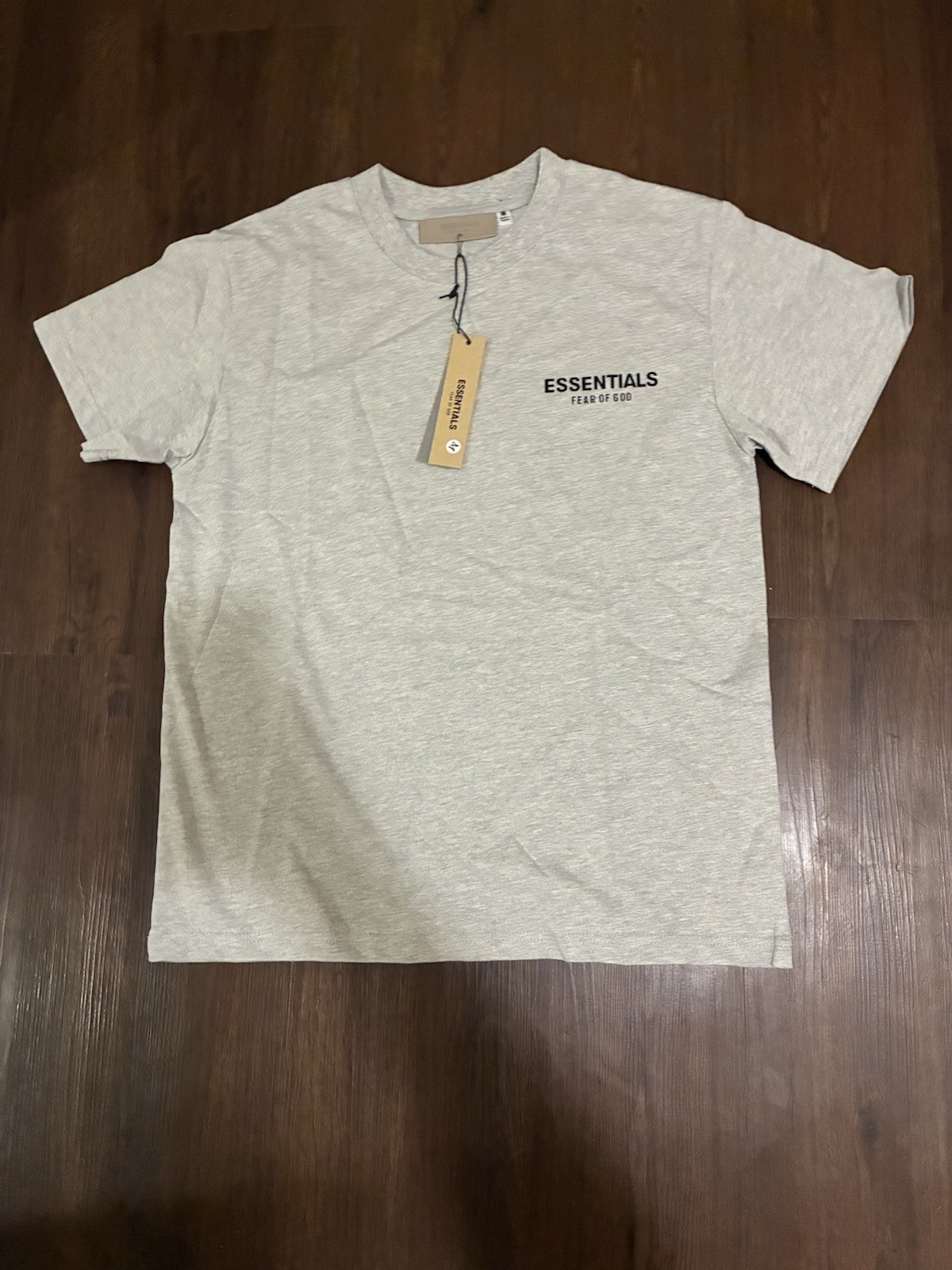 Essentials Fear of God Men’s M Gray Logo Crew Neck Short Sleeve T-Shirt New