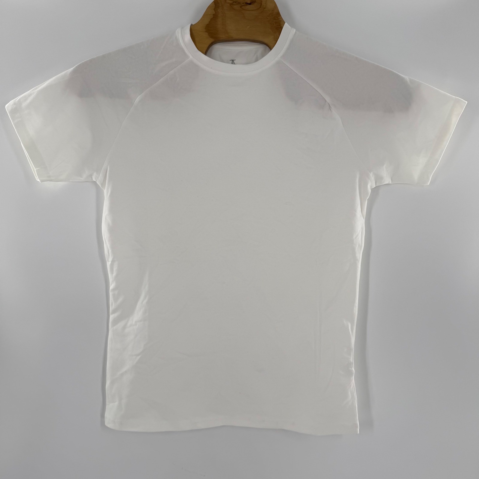 Tailored Athlete Muscle Fit T-Shirt Mens Large White Raglan Sleeve Basic Tee