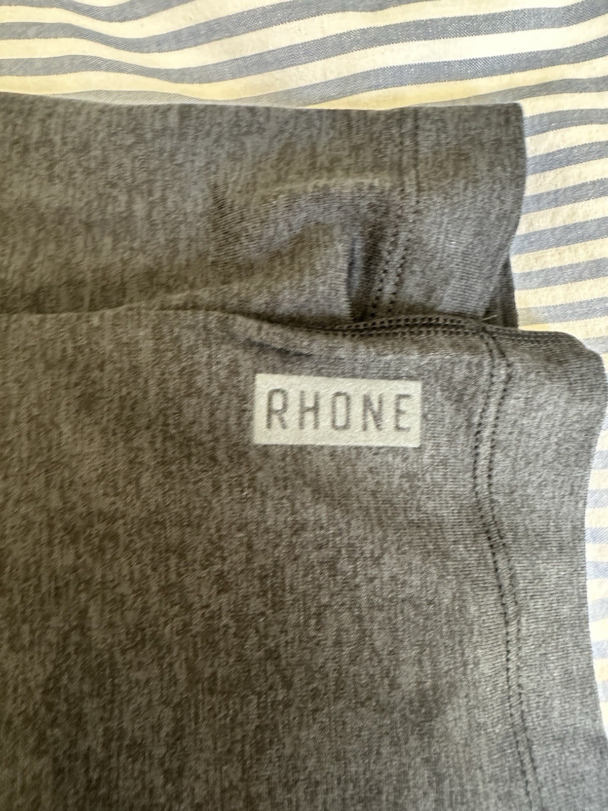 Rhone Performance Atmosphere T Shirt Grey Size: L NWT