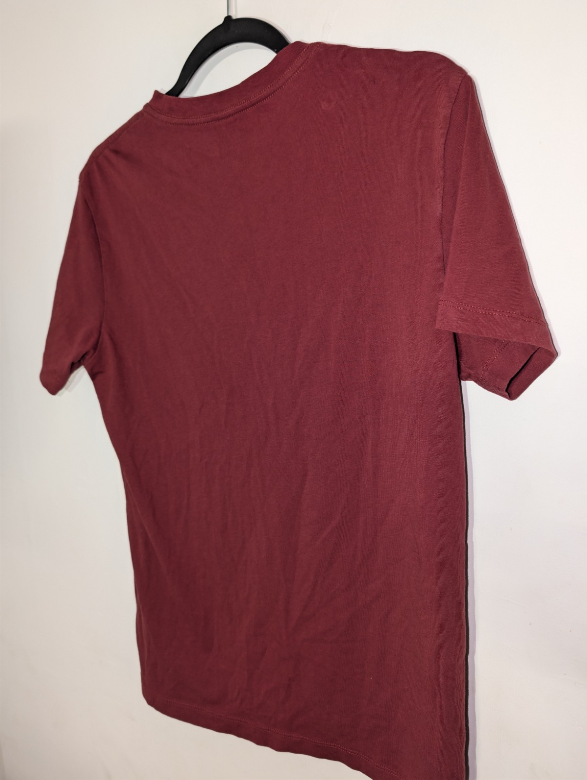 American Eagle Men’s Red Super Soft Knit Solid Crew Neck Standard Fit Tee XS