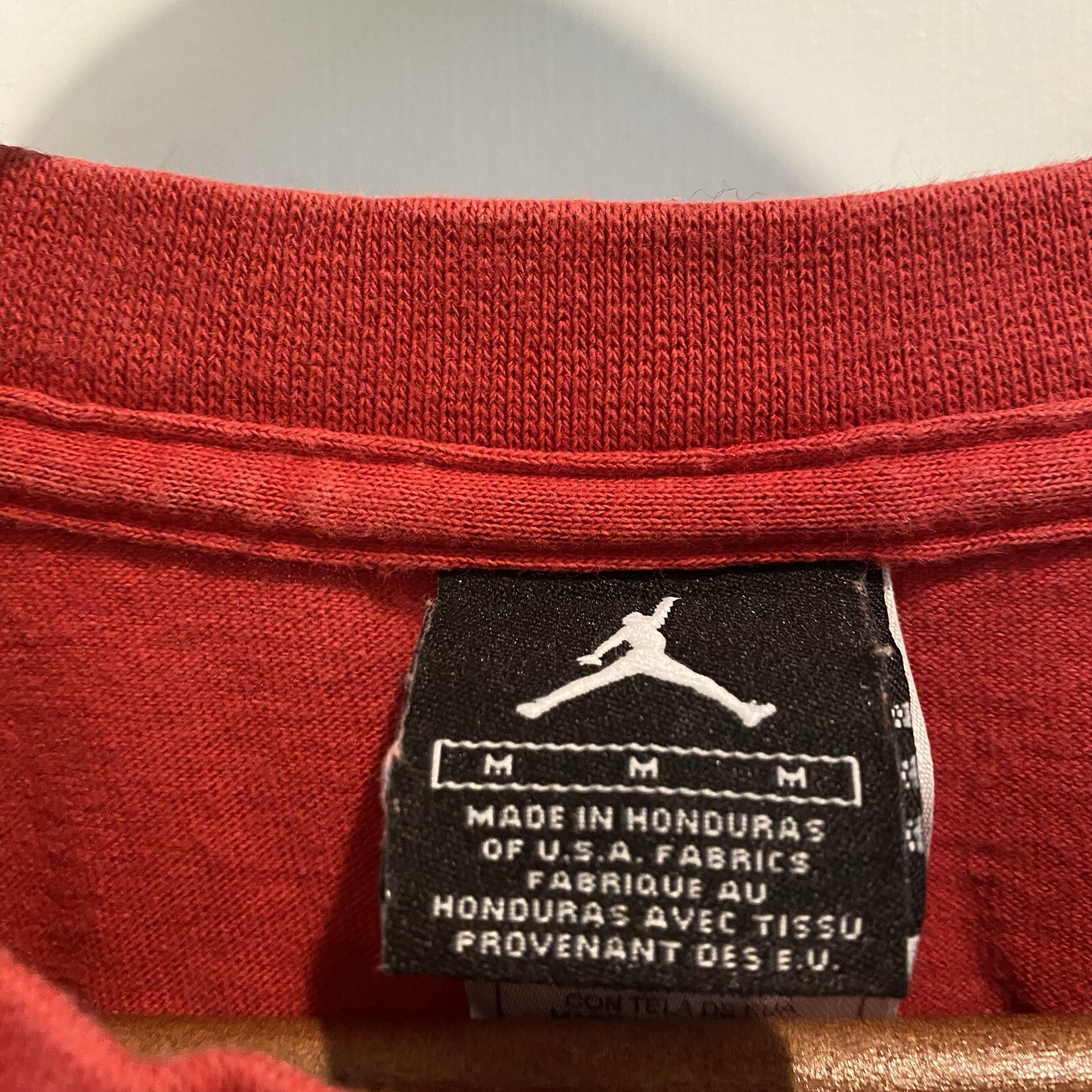Y2K Air Jordan T-Shirt Men M Jumpman Logo Red Short Sleeve Velvet #23 Honduras