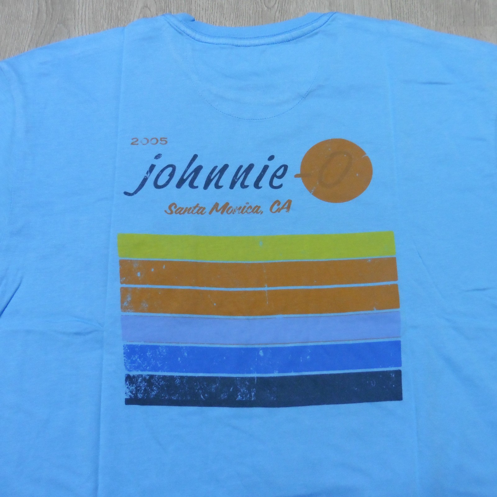 JOHNNIE O Mens S SMALL T SHIRT SUN LINE MALIBLU BLUE GRAPHIC SHORT SLEEVE GOLF