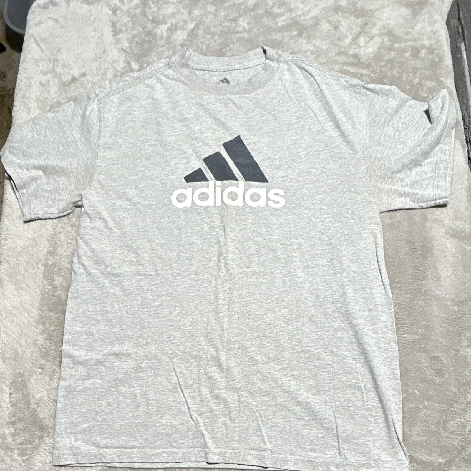 adidas Men’s Gray Logo Crew Neck Short Sleeve T-Shirt Size L Regular Fit